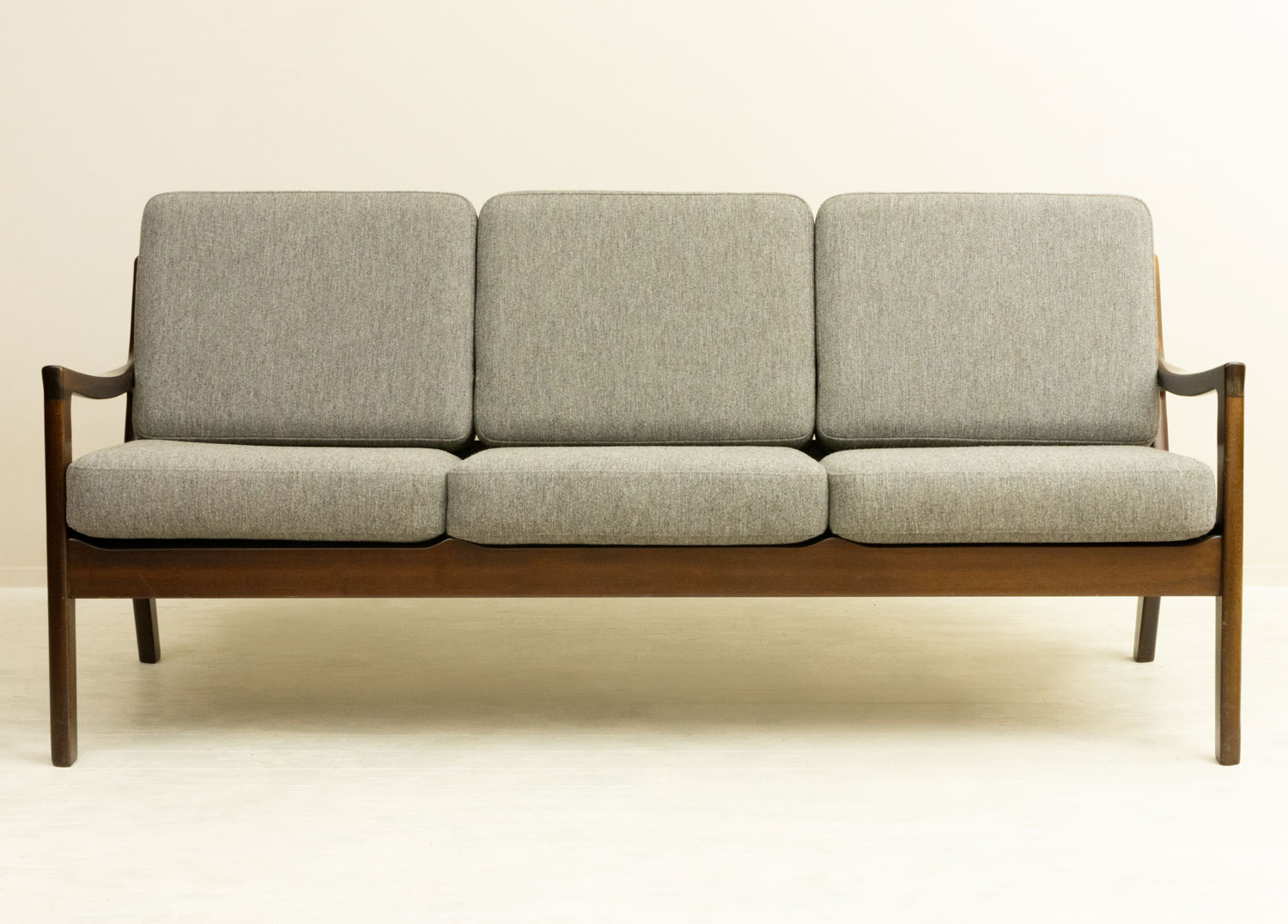 Ole Wanscherʥ졦󥷥㡼 #169 Senator 3seaters Sofa ̲ơե | ޥۥˡ̾ͳݤ