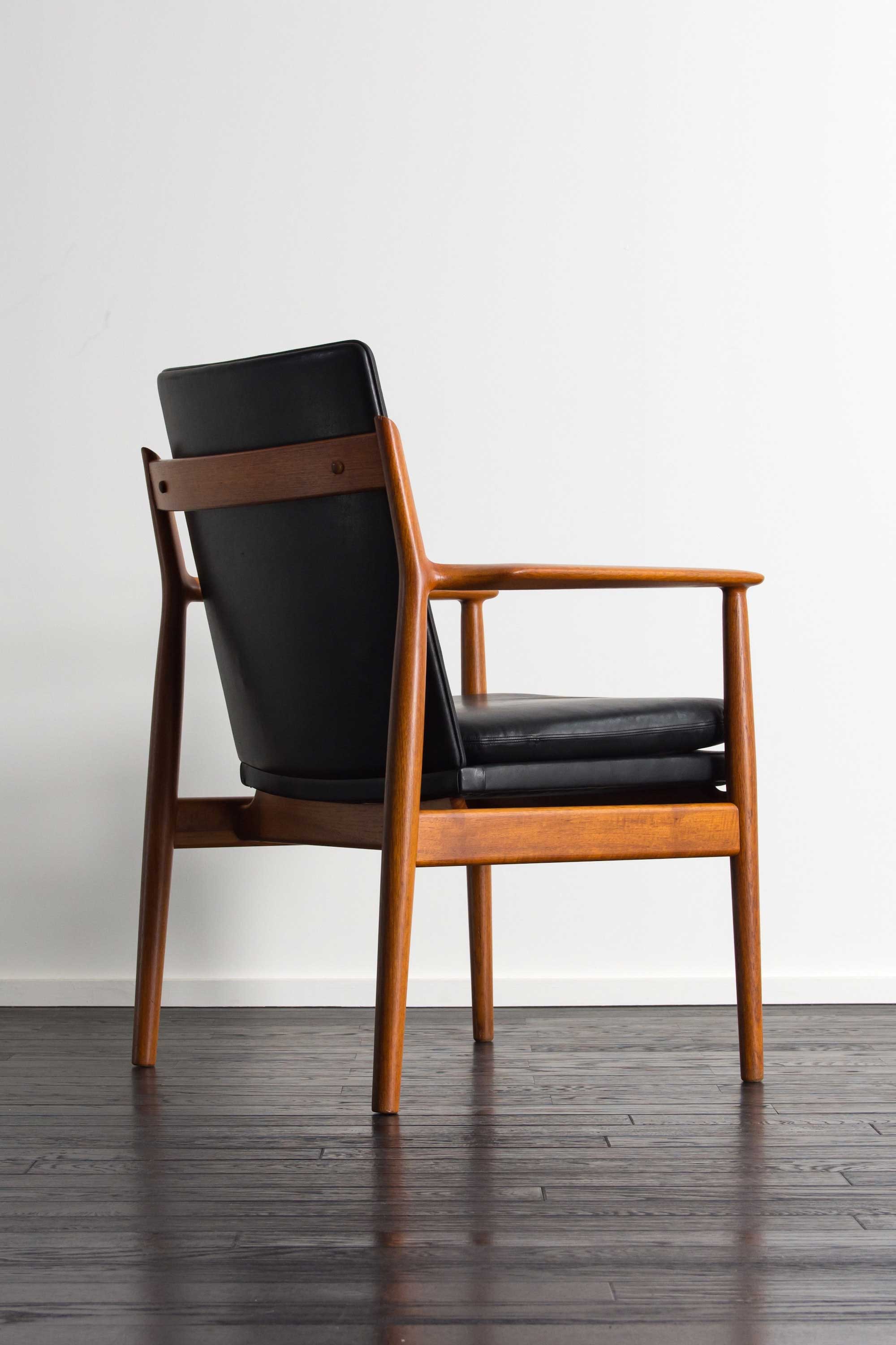 希少　オールドヴィンテージ 乗鞍　アームチェア ⭐️週末限定価格⭐️ Knot antiques X-BACK ARM CHAIR III / ノットアンティークス クロス