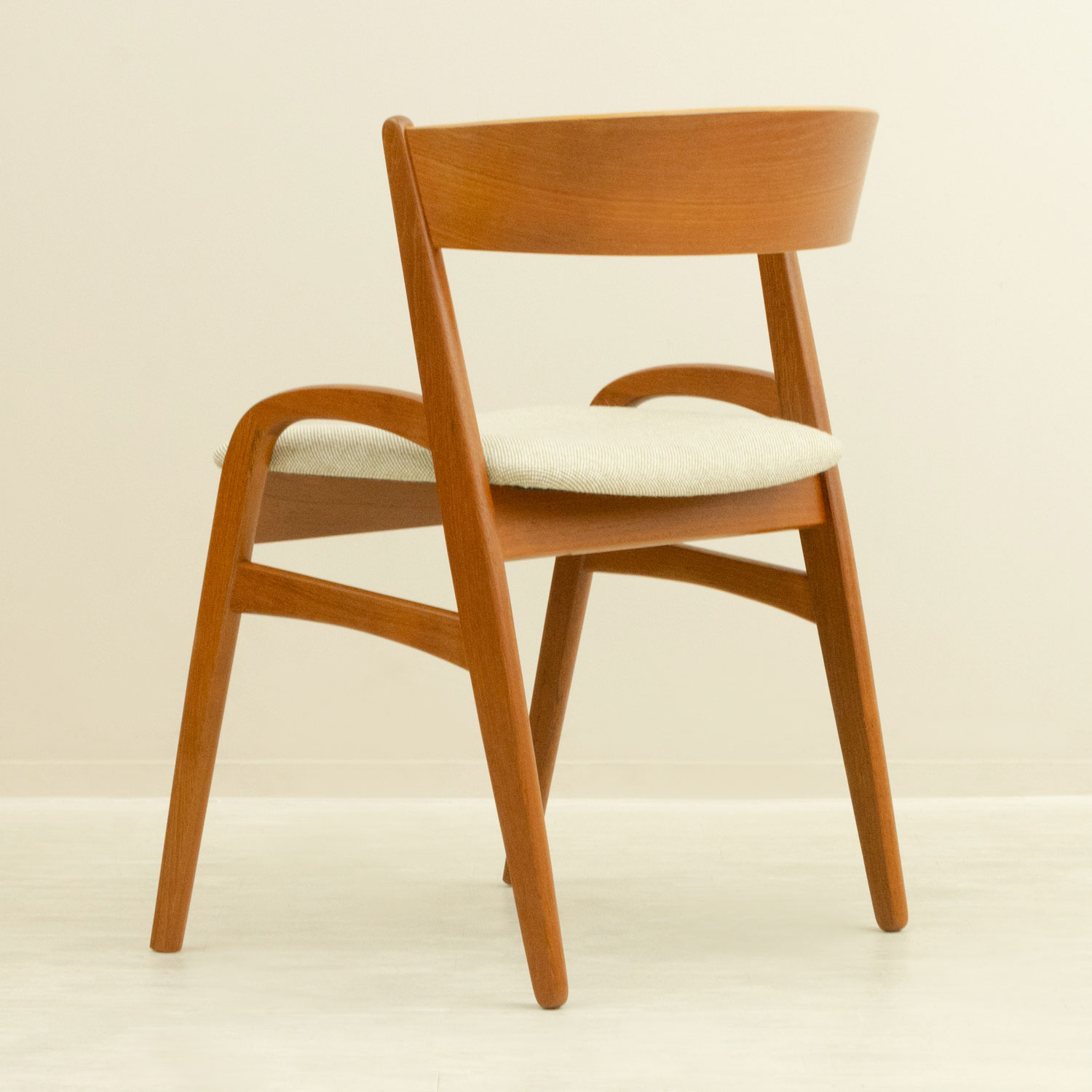��2�ӥ��åȡۥ����˥󥰥����� �̲�������ơ��� ������ ��Danish Teak Dining Chair