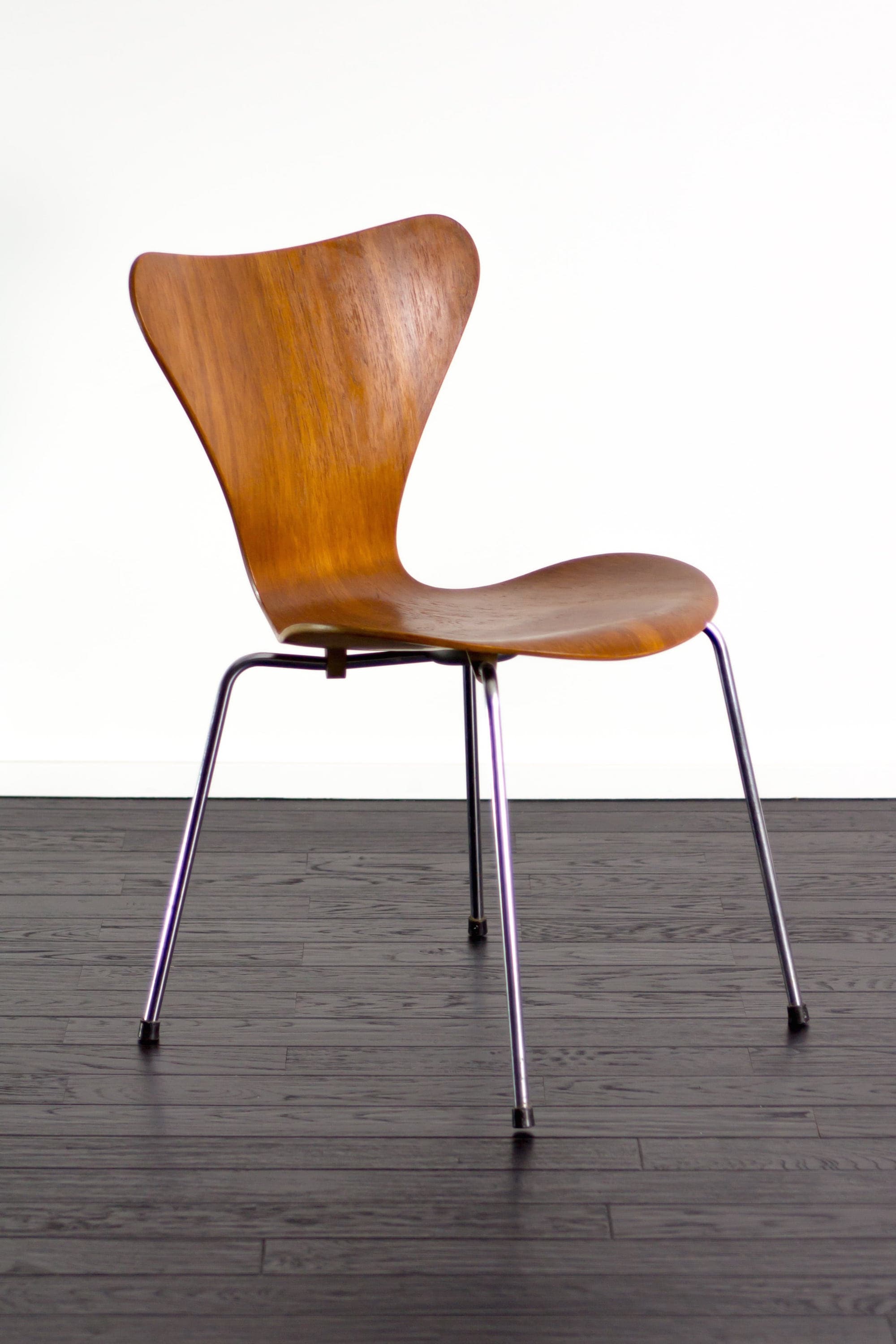 FH3107 Seven chair by Arne Jacobsen