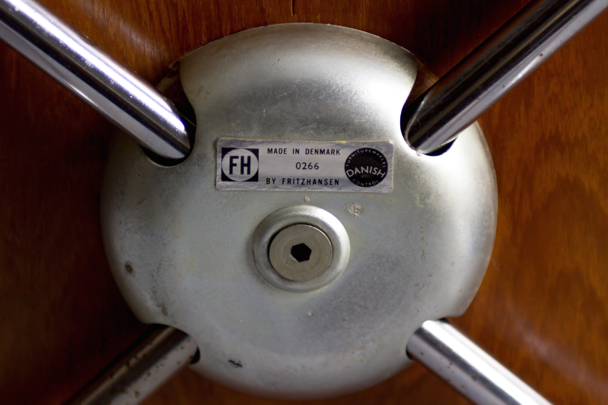 FH3107 Seven chair by Arne Jacobsen