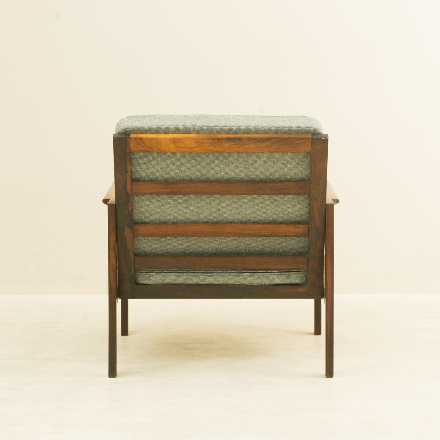 #4 Capella Chair by Illum Wikkelso