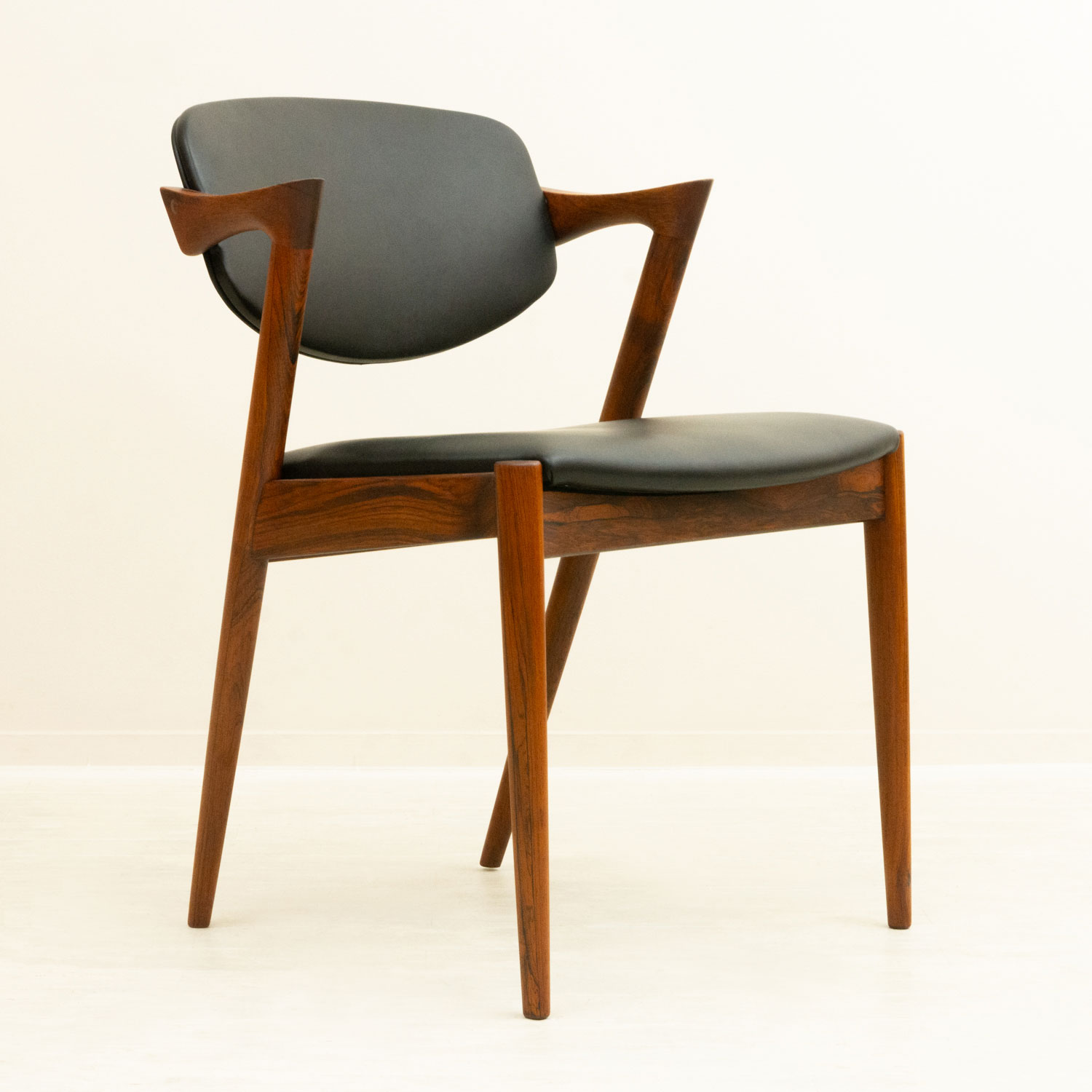 カイ・クリスチャンセン No.42 ダイニングチェア ローズウッド 北欧