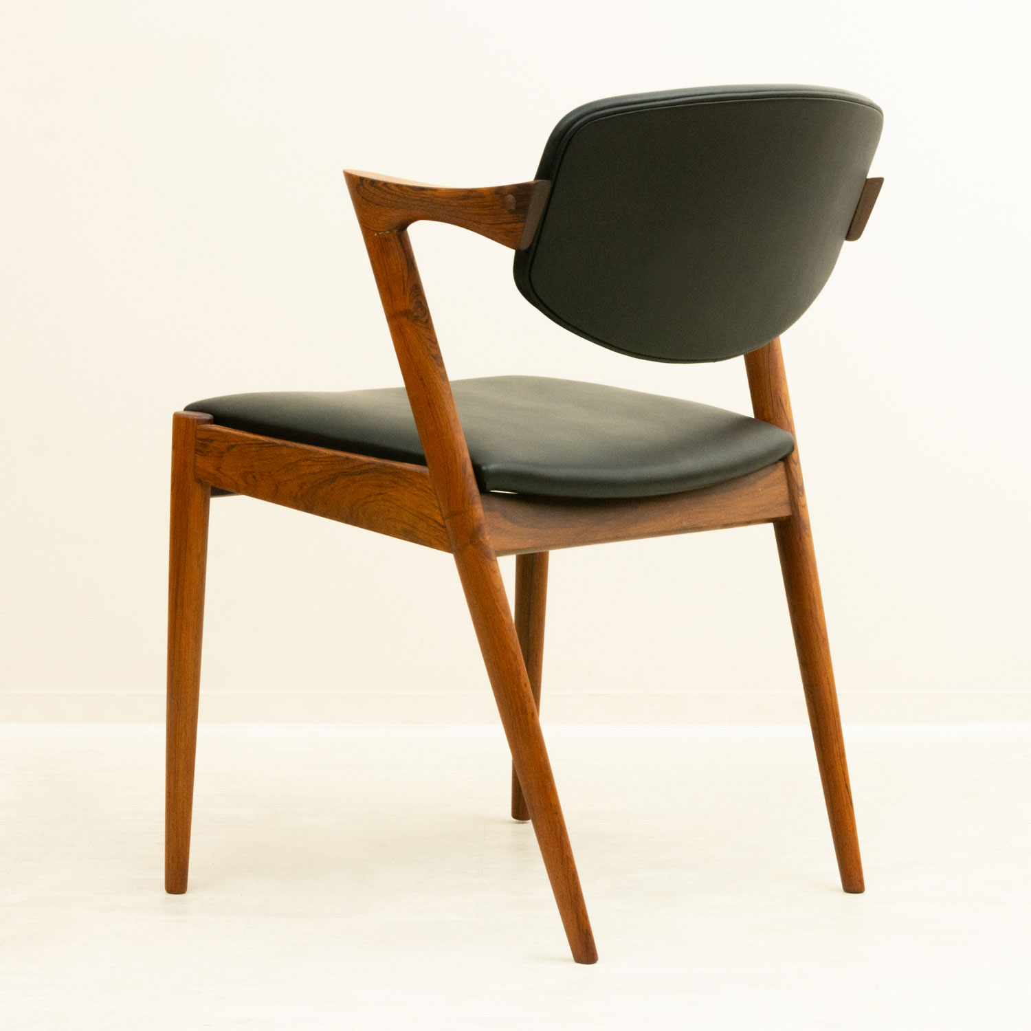 カイ・クリスチャンセン No.42 ダイニングチェア ローズウッド 北欧