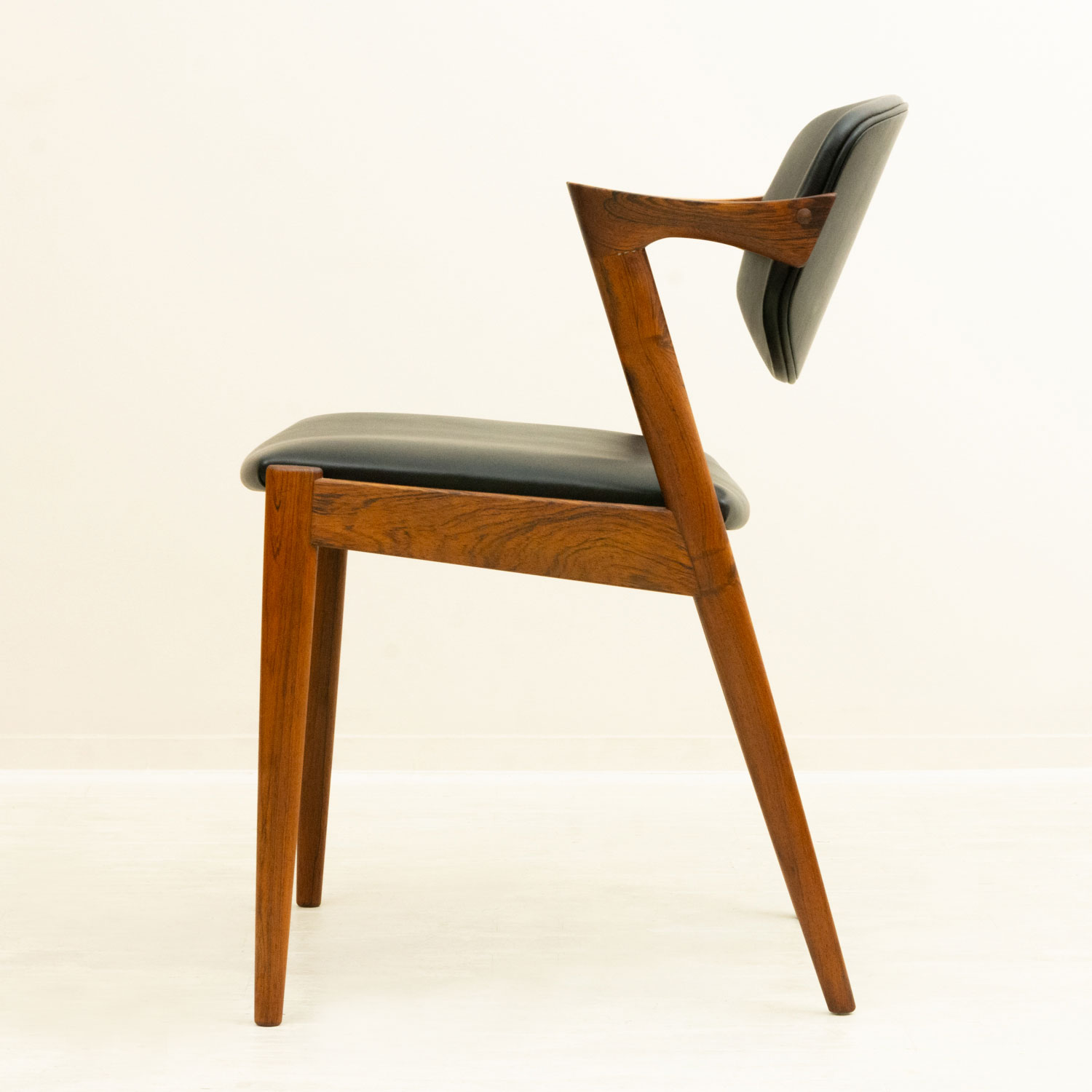 カイ・クリスチャンセン No.42 ダイニングチェア ローズウッド 北欧