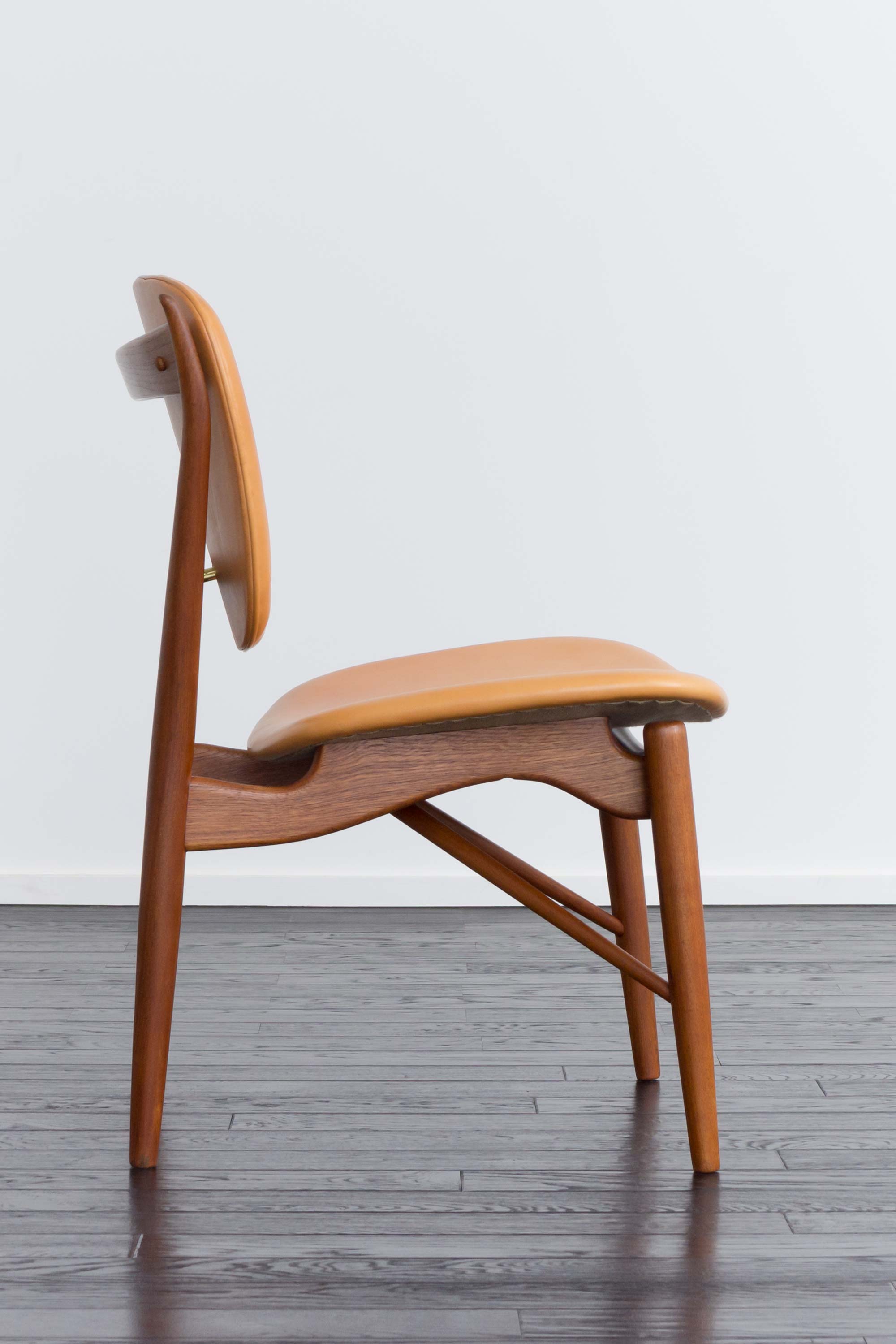 NV51 Chair by Finn Juhl