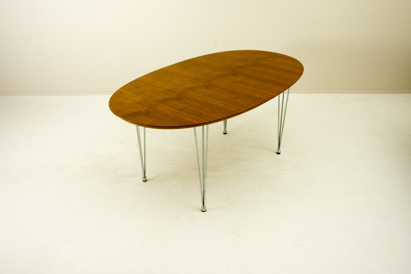 ラウンドダイニングテーブル高級デザイナーズ家具の通販