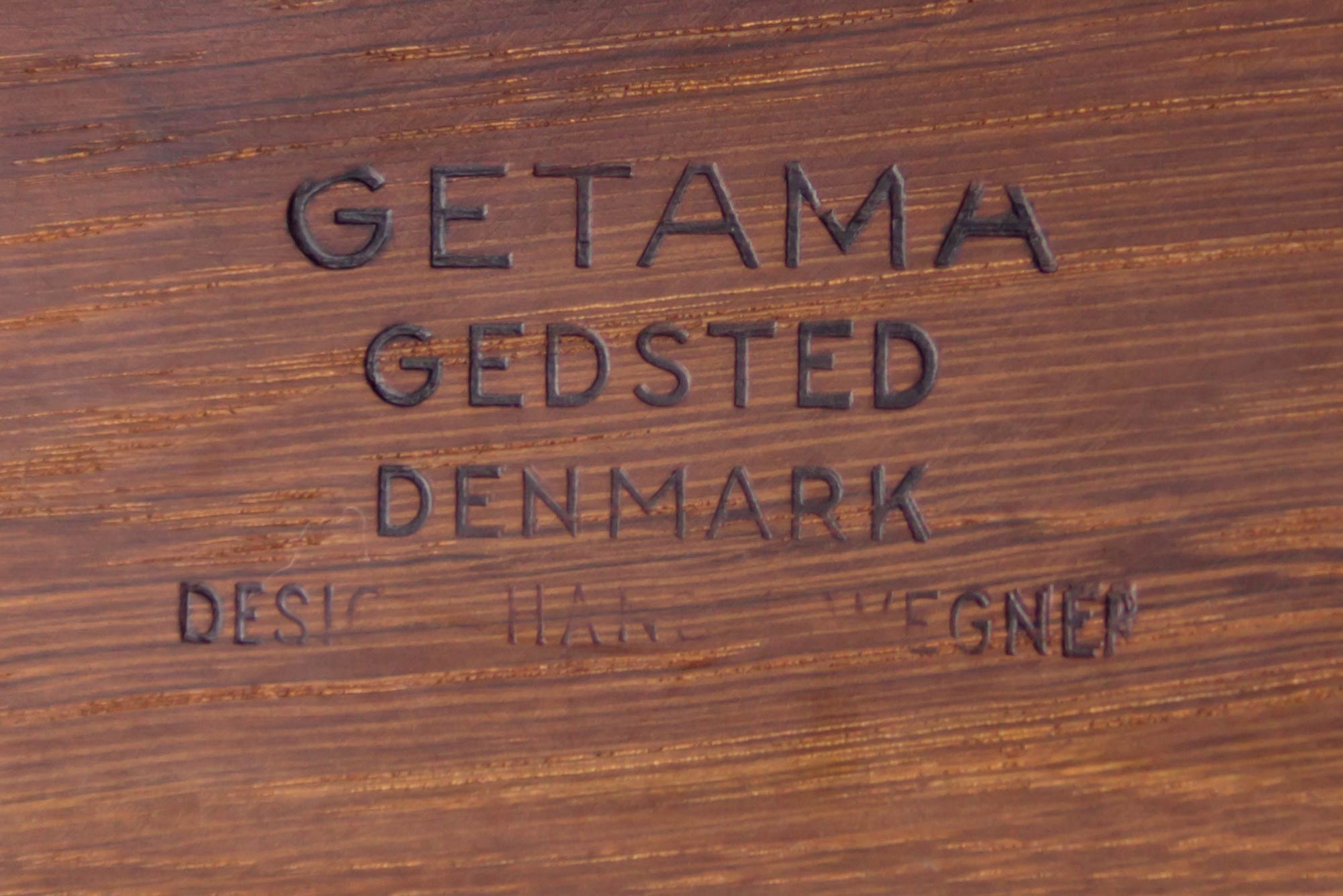 GE530 Arm Chair by Hans J Wegner