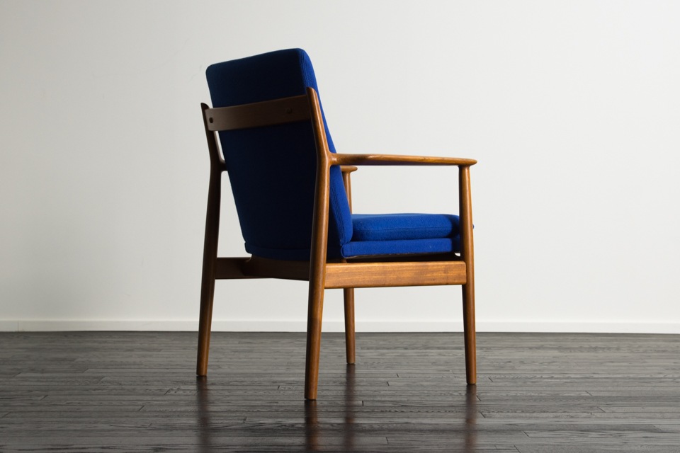 #431 Arm Chair by Arne Vodder