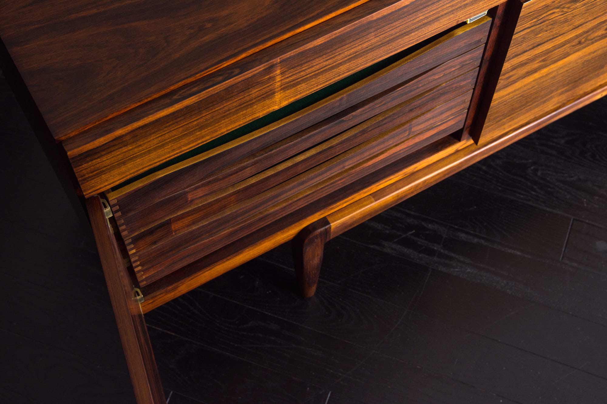 サイドボード ローズウッド 北欧ヴィンテージ家具の通販