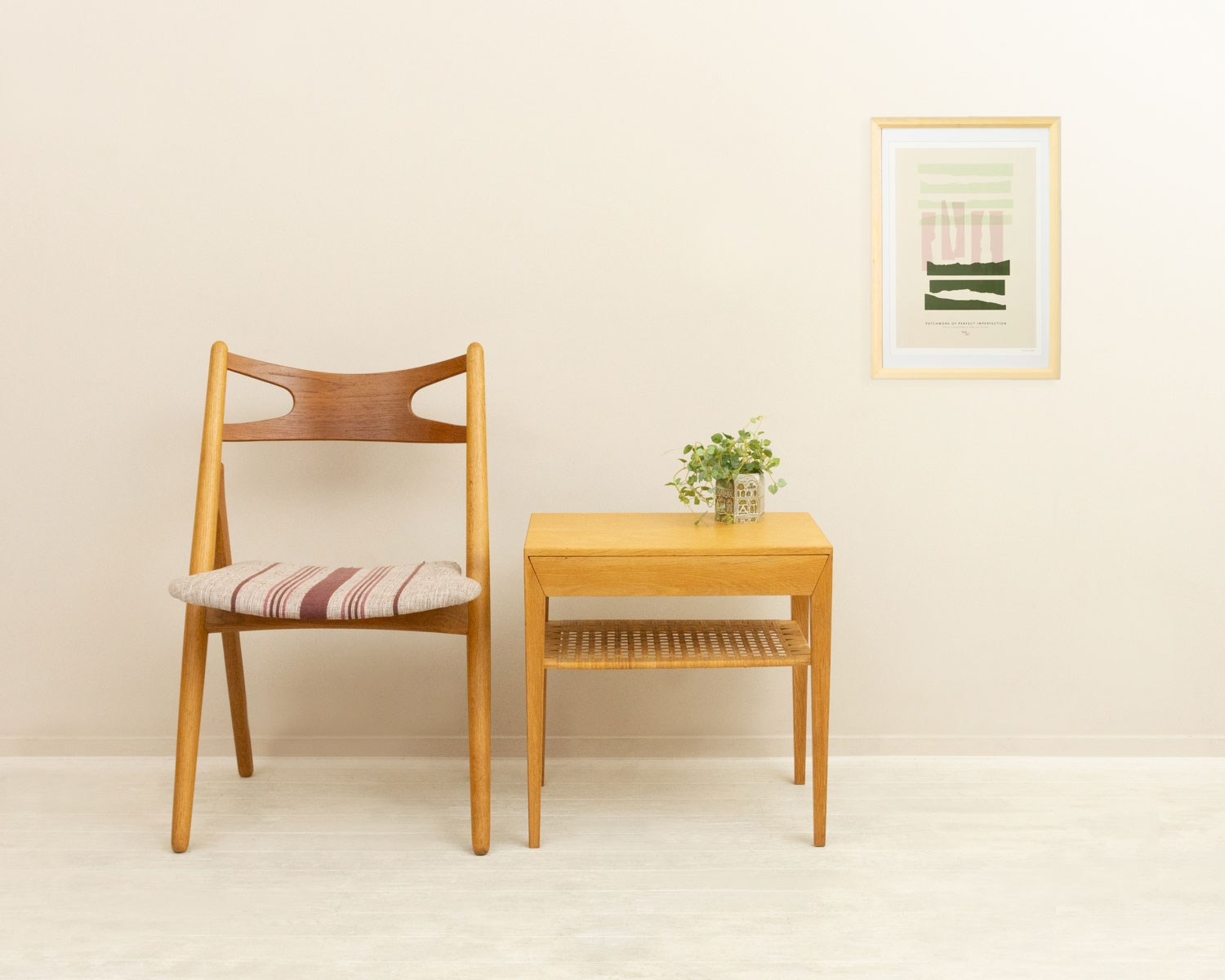 ⡼ơ֥ Severin Hansen Jr. ǥ ̲ơ ʥߥ饿󡿰ФǼդˡScandinavian Vintage Small Table by Severin Hansen Jr. Oak & Rattan with Drawer