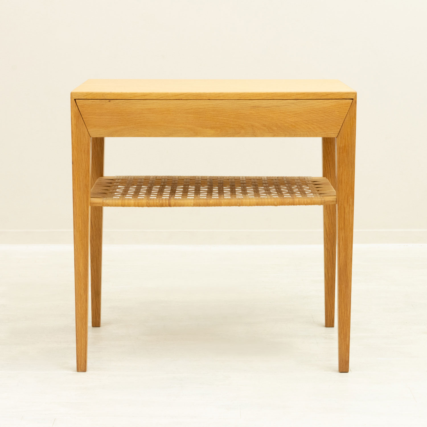⡼ơ֥ Severin Hansen Jr. ǥ ̲ơ ʥߥ饿󡿰ФǼդˡScandinavian Vintage Small Table by Severin Hansen Jr. Oak & Rattan with Drawer