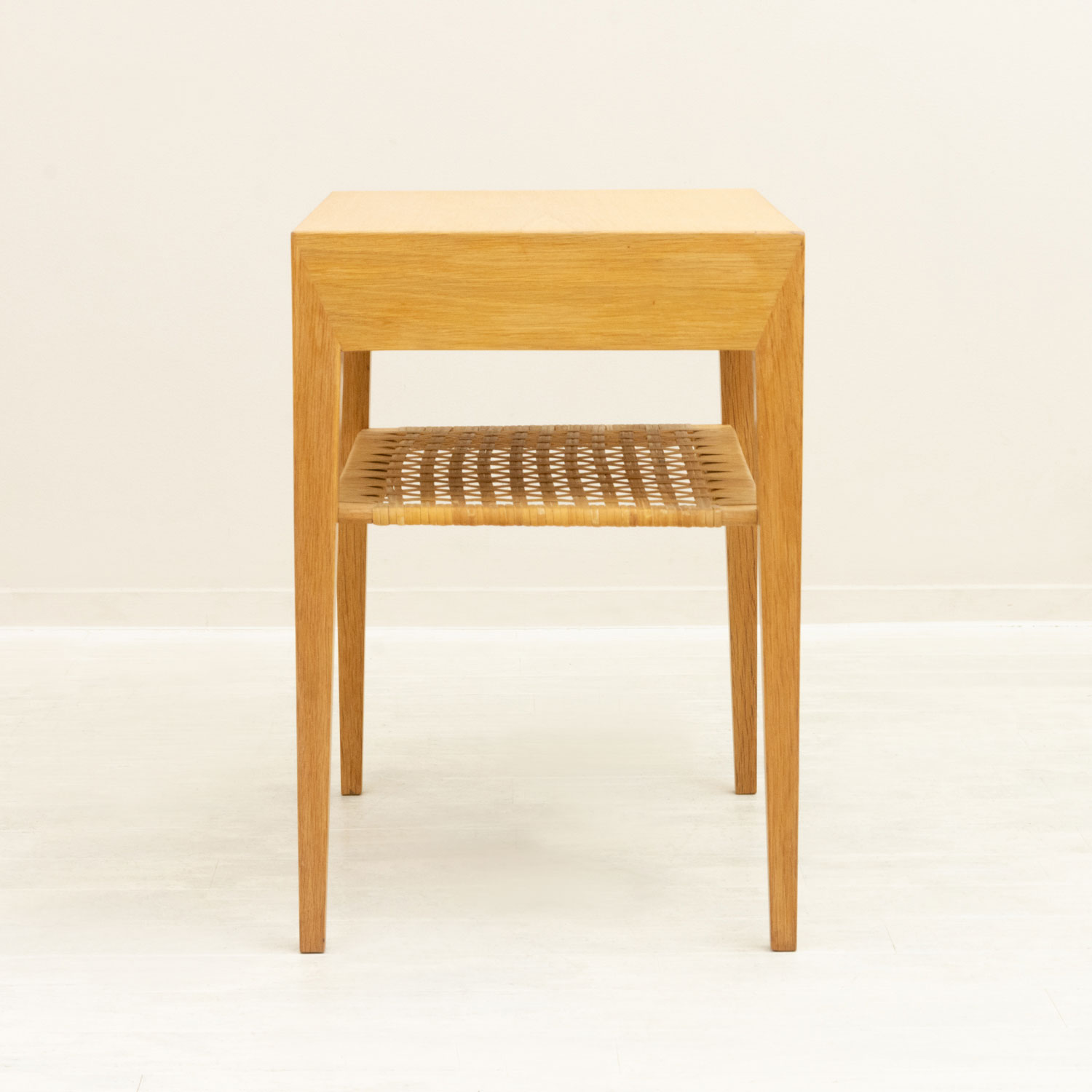 ⡼ơ֥ Severin Hansen Jr. ǥ ̲ơ ʥߥ饿󡿰ФǼդˡScandinavian Vintage Small Table by Severin Hansen Jr. Oak & Rattan with Drawer
