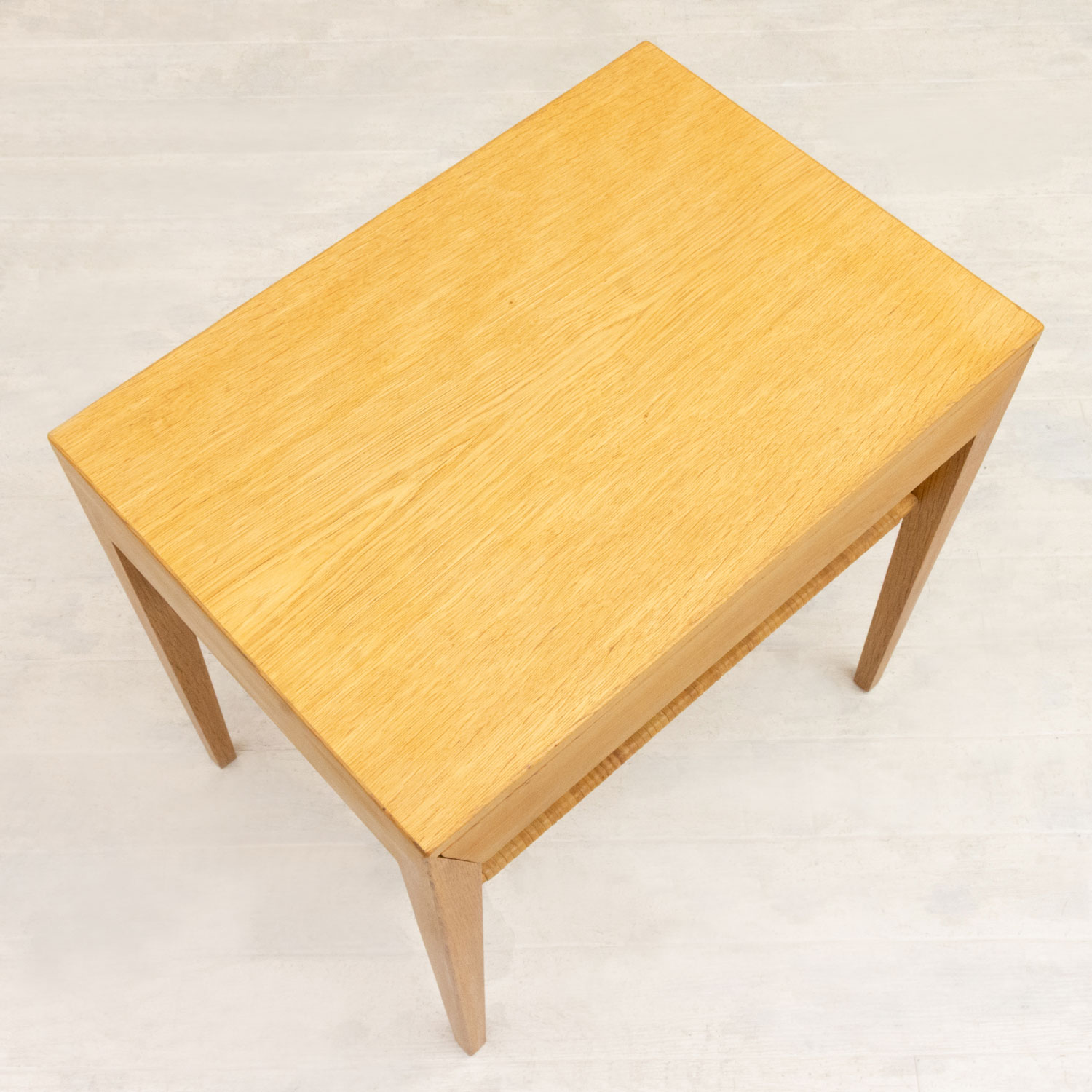 ⡼ơ֥ Severin Hansen Jr. ǥ ̲ơ ʥߥ饿󡿰ФǼդˡScandinavian Vintage Small Table by Severin Hansen Jr. Oak & Rattan with Drawer