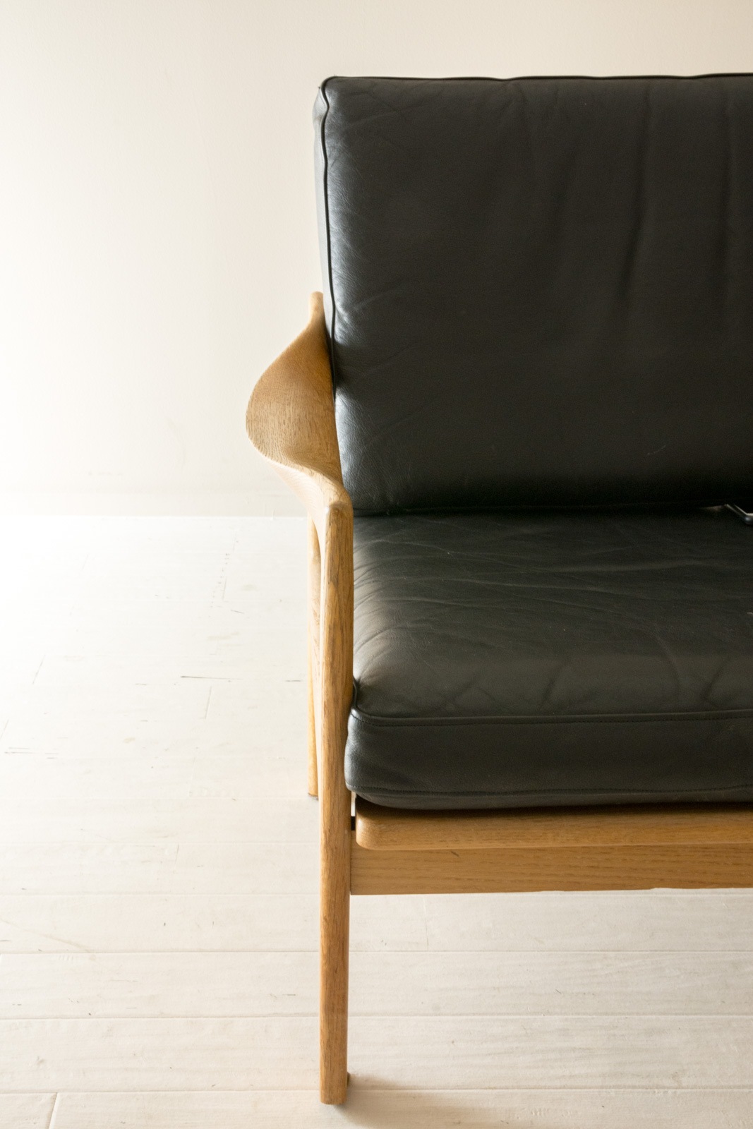 Single Sofa by Illum Wikkelso
