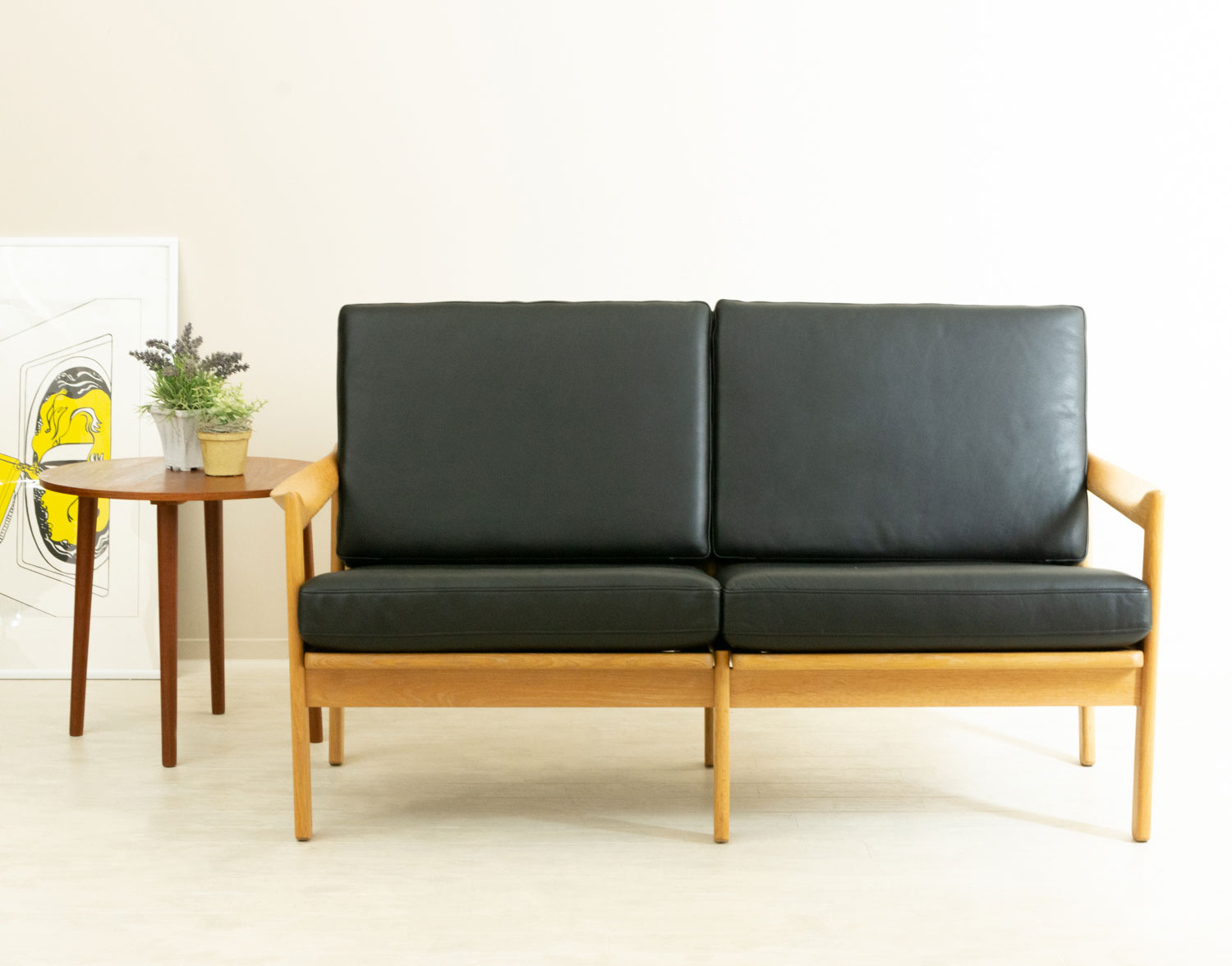 2seater Sofa by Illum Wikkelso