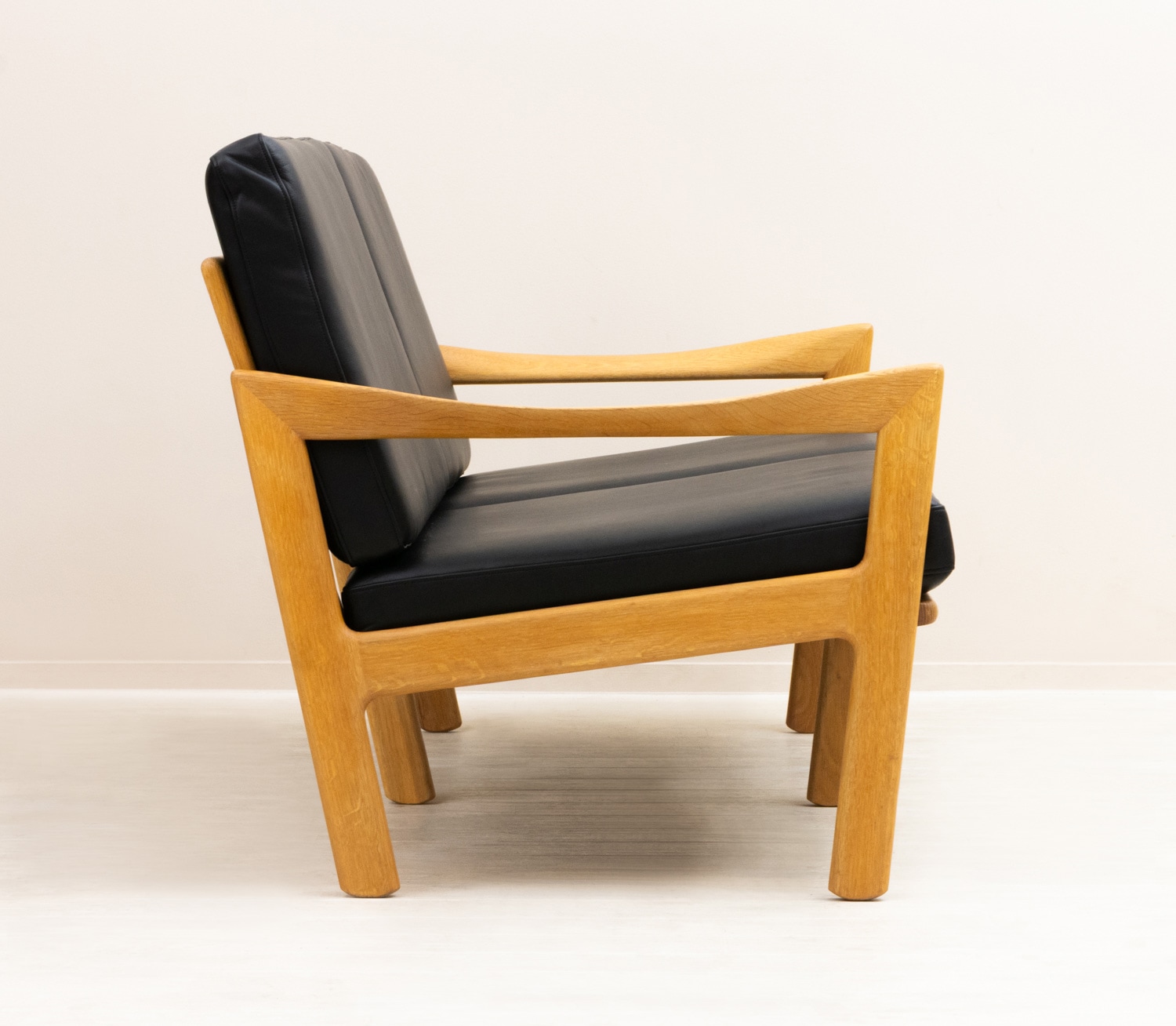 Illum Wikkelso(����ࡦ�����å��륽��) 2seater Sofa �̲�������ơ������ե� | 1960ǯ�塦�������ࡦ���ͳݤ����ե�