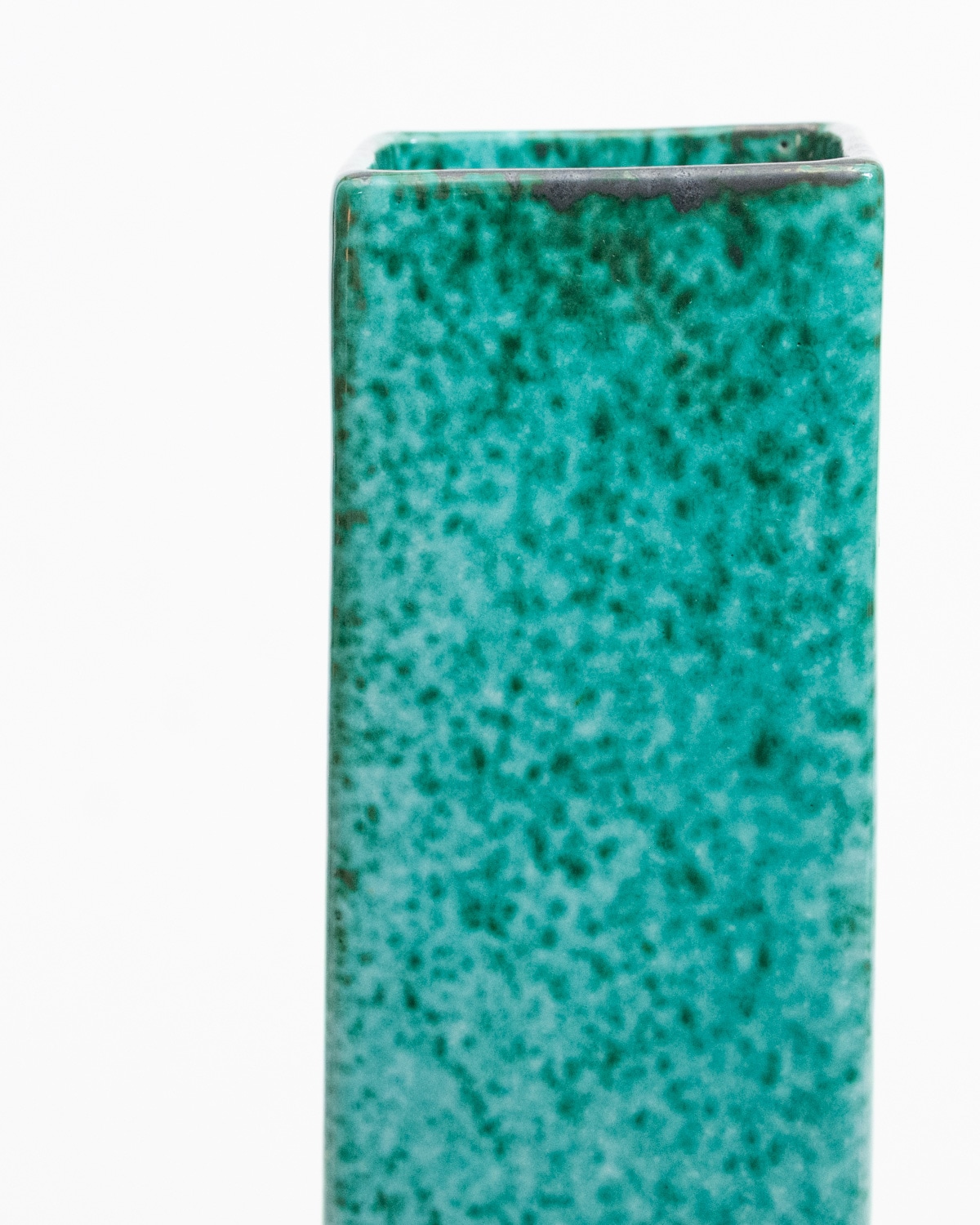 Vase �ե��١��� ���� ������� �̲��ӥ�ơ������� �ִ� ���꡼��ʾ���