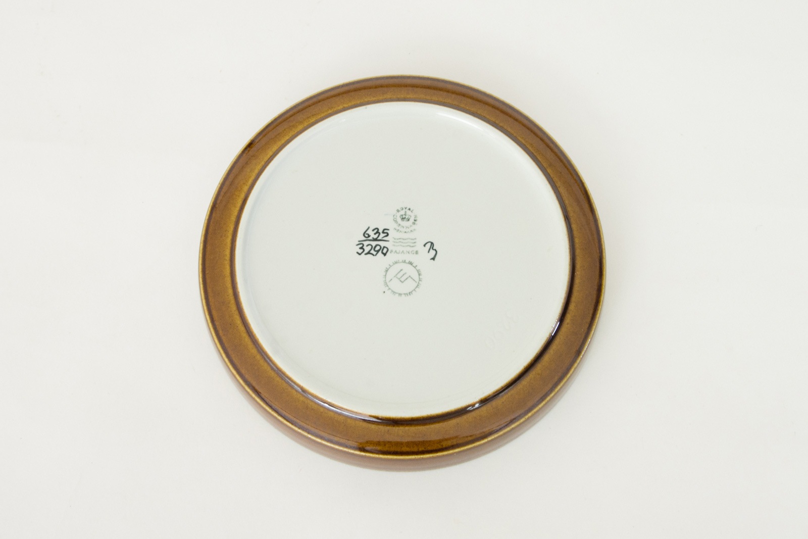 Circle Dish by Ellen Malmer