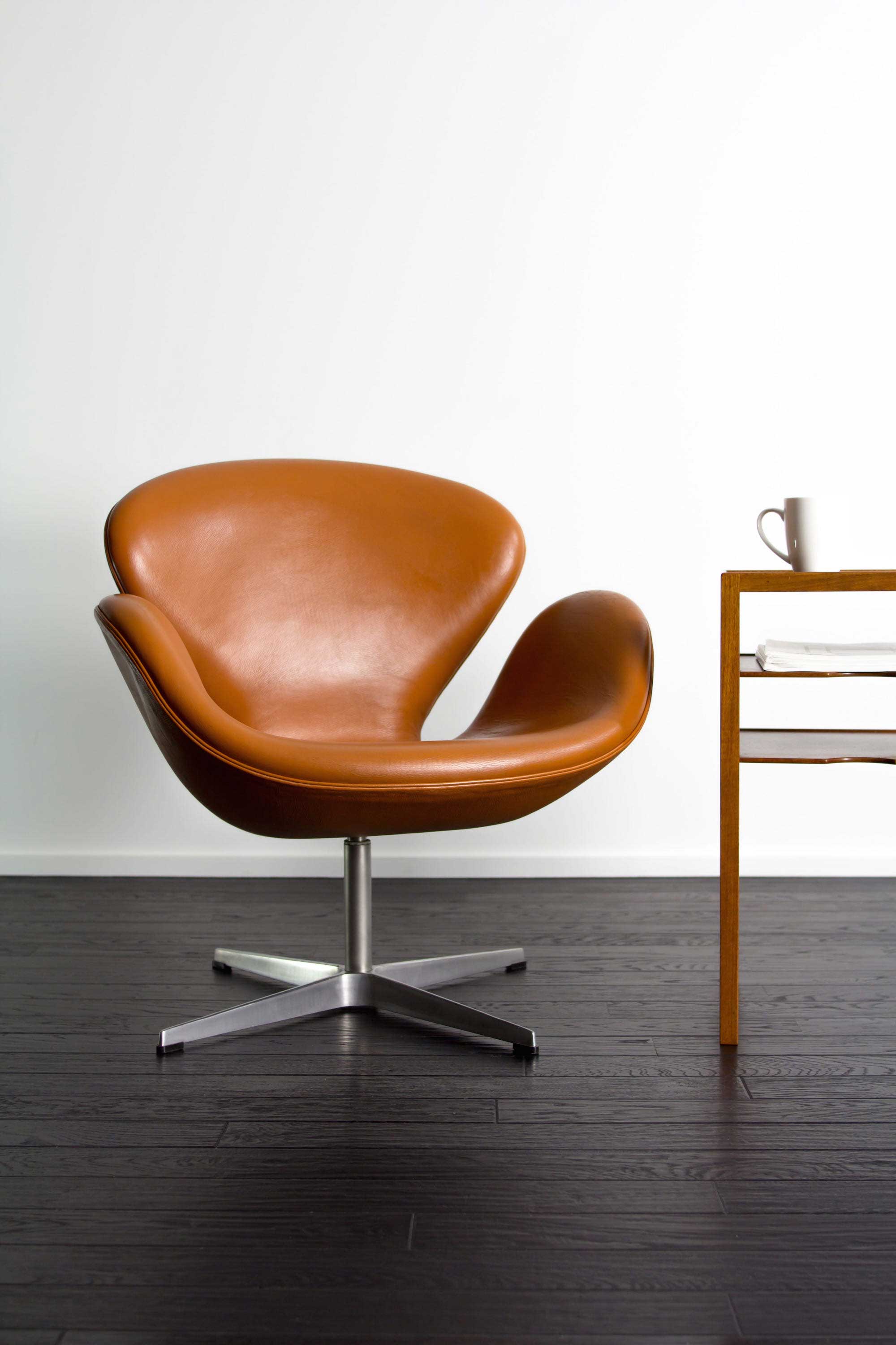 Swan Chair by Arne Jacobsen