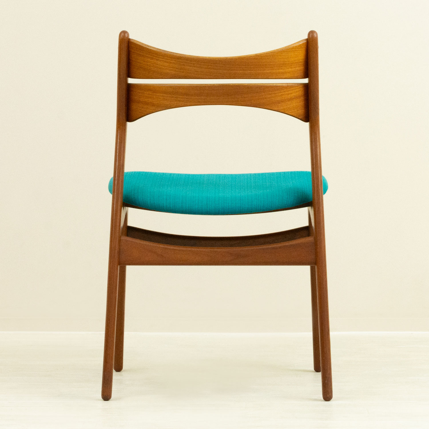 ��2�ӥ��åȡۥ���å����Хå� #310 �����˥󥰥�������#310 Dining Chair by Erik Buch �̲�������ơ���