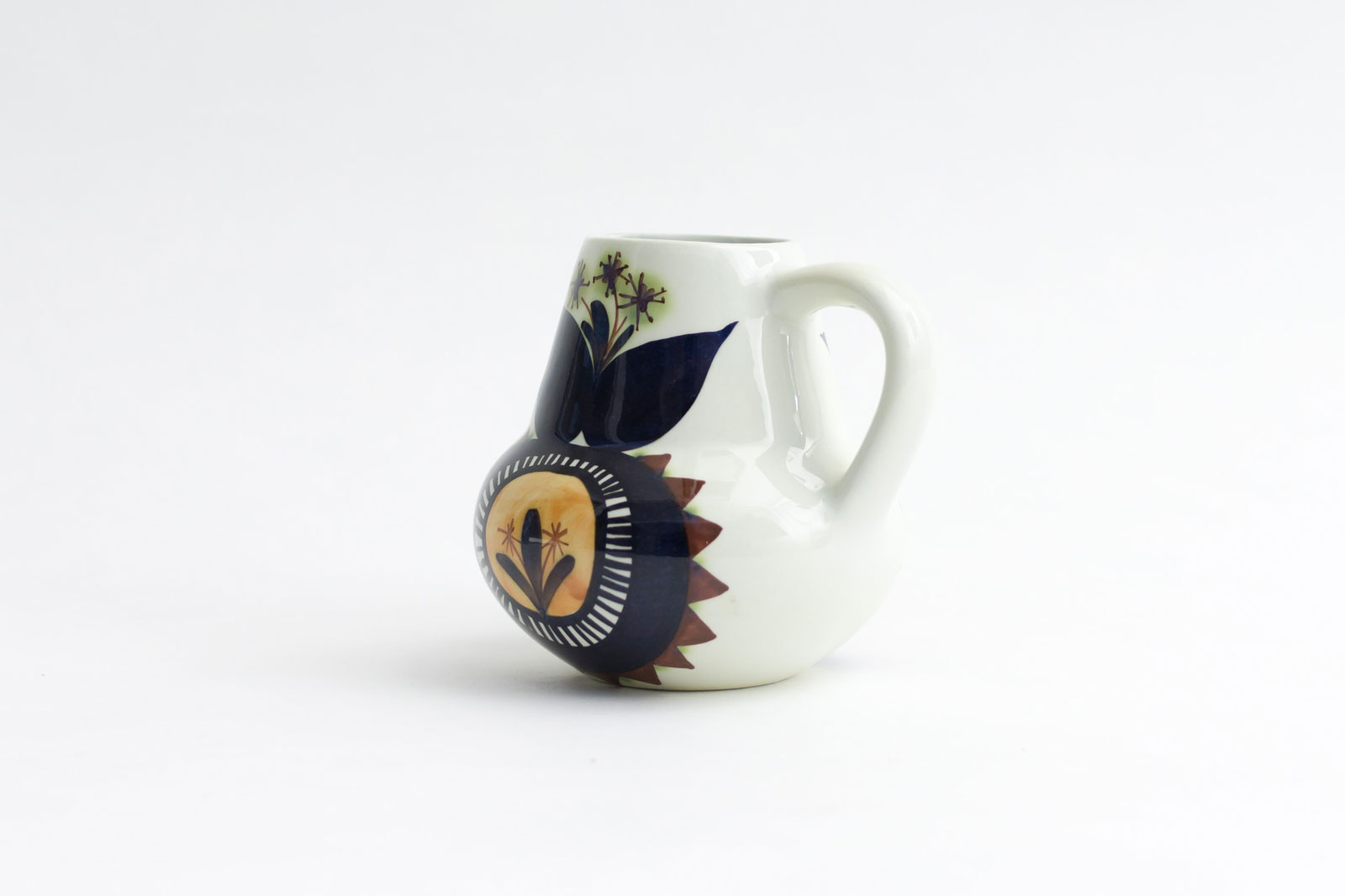 Jug designed by Marianne Johnson