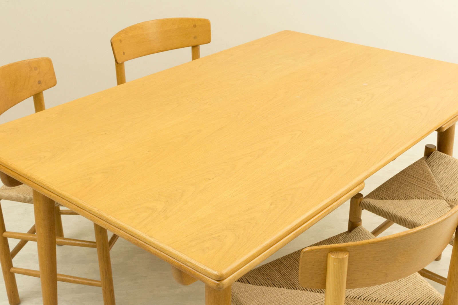 （セール中）ウェグナー AT312 ヴィンテージ ダイニングテーブル Hans J Wegner AT312 ダイニングテーブル チーク オーク | 北欧