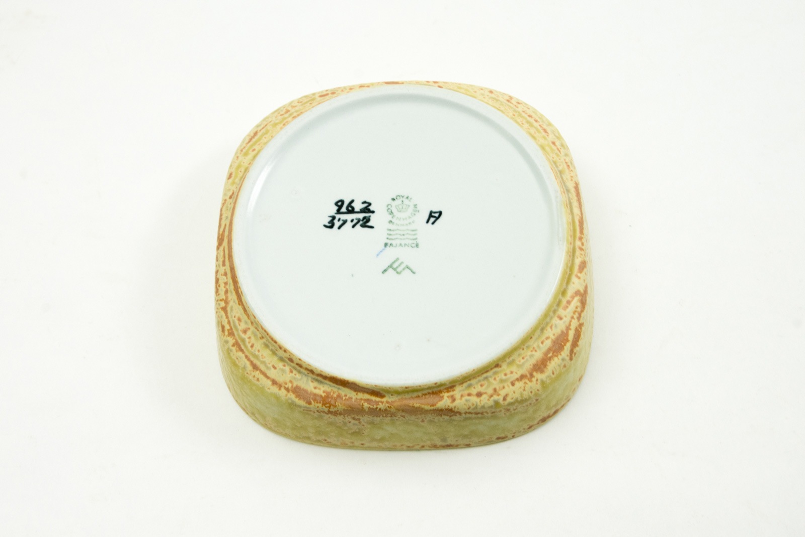 륳ڥϡ  ѻʥ󡦥ޥޡˡRoyal Copenhagen SIENA Square Plate by Ellen Malmer̲ơ
