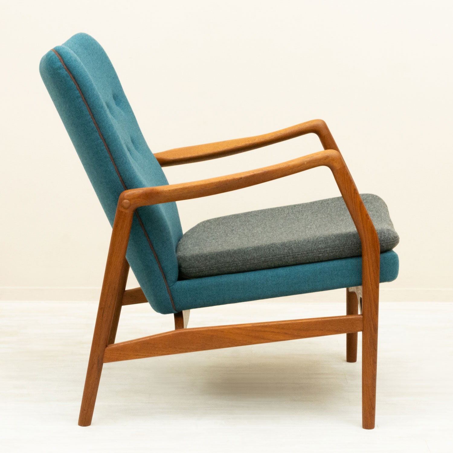 Kurt Olsen #215 Single Sofa �̲�������ơ������ե� |1950ǯ�塦�ơ����ࡦ���󥰥륽�ե�