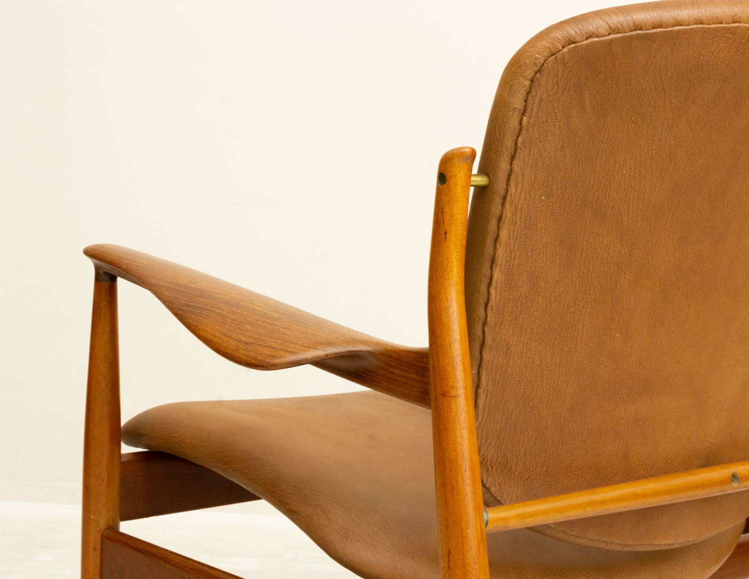 フィン ユール FD136 イージーチェア チーク レザー 北欧ビンテージ