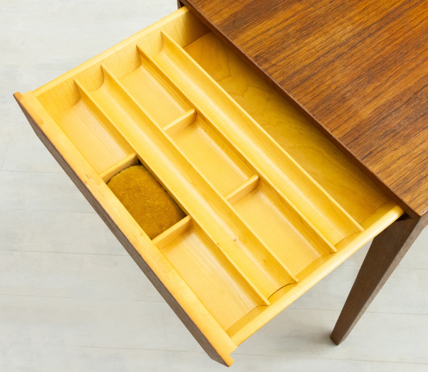 Sewing Table by Severin Hansen Jr�ʥ��֥�󡦥ϥ󥻥�ˡå������󥰥ơ��֥� �����ɥơ��֥� �̲�������ơ��� �ǥ�ޡ����� ��Ǽ�ȶ� ��������