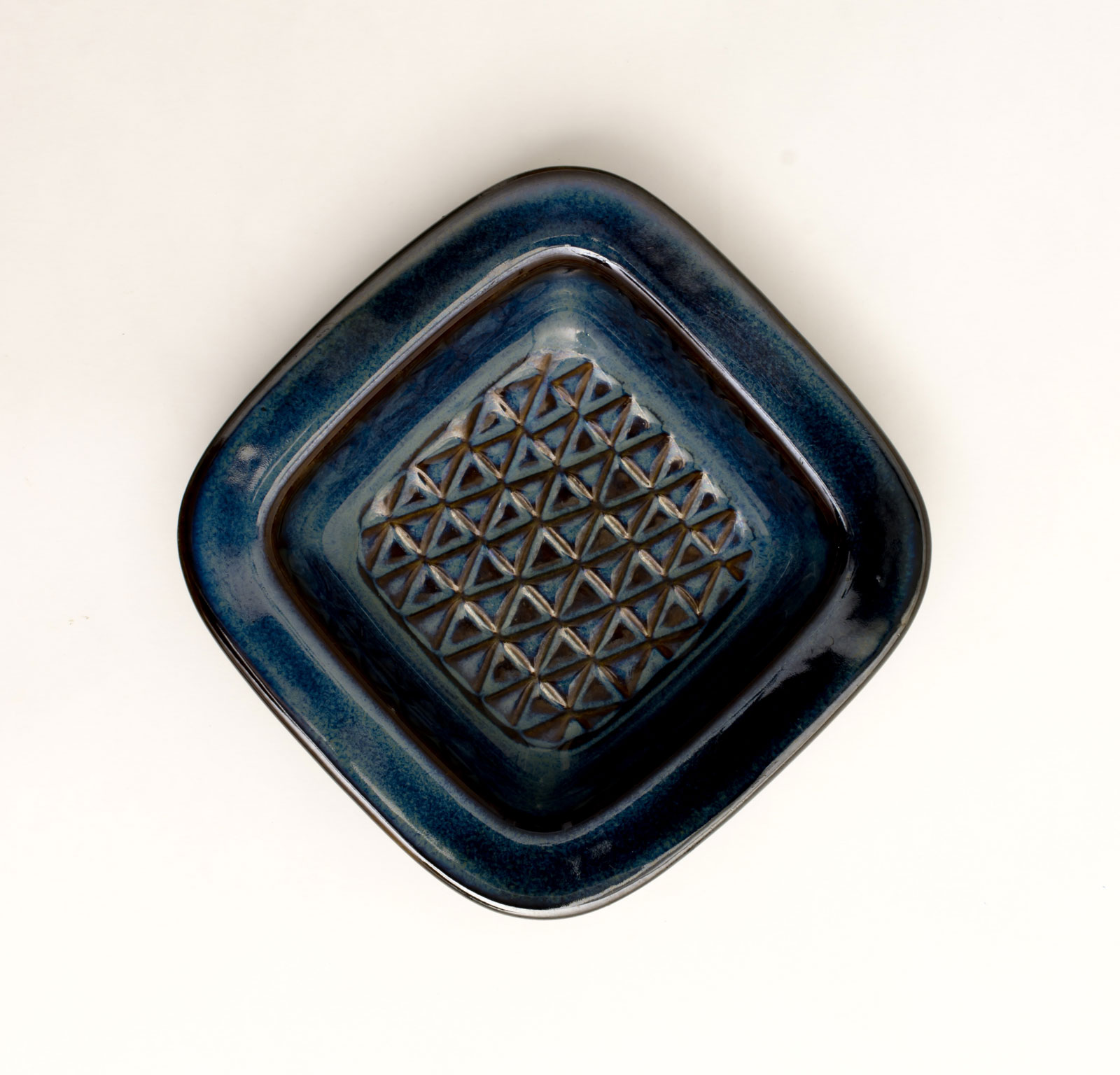 EJ64-3335 Ashtray by Einar Johansen