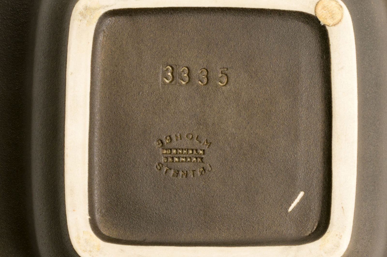 EJ64-3335 Ashtray by Einar Johansen