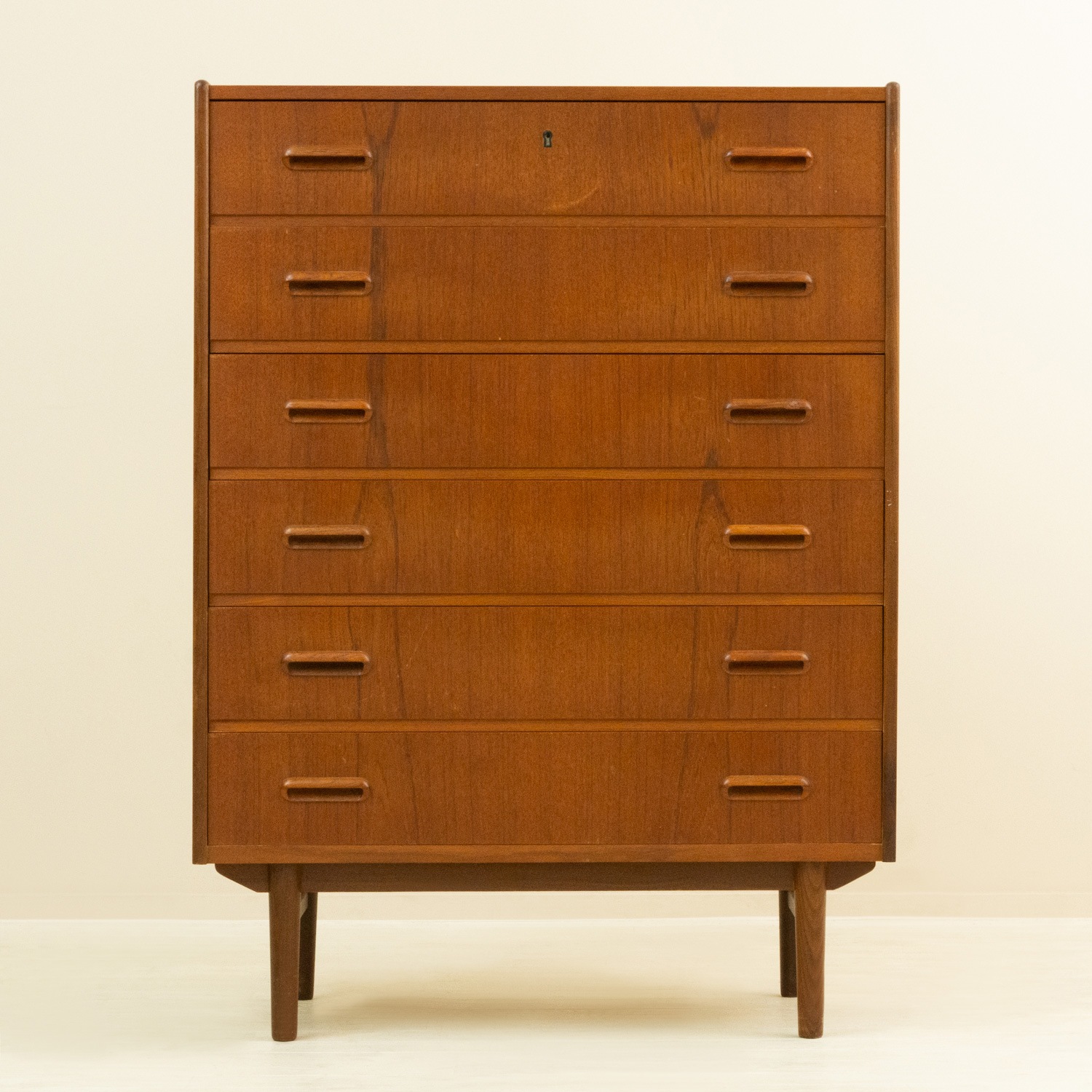 6�ʥ������ȡʸ��դ��˥ǥ�ޡ��� �������� ��Danish Vintage Chest of Drawers – 6 Drawers / Teak / �̲�������ơ���