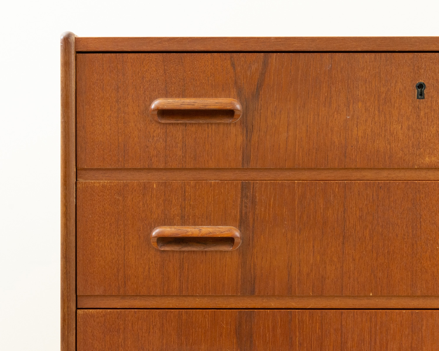 6�ʥ������ȡʸ��դ��˥ǥ�ޡ��� �������� ��Danish Vintage Chest of Drawers – 6 Drawers / Teak / �̲�������ơ���
