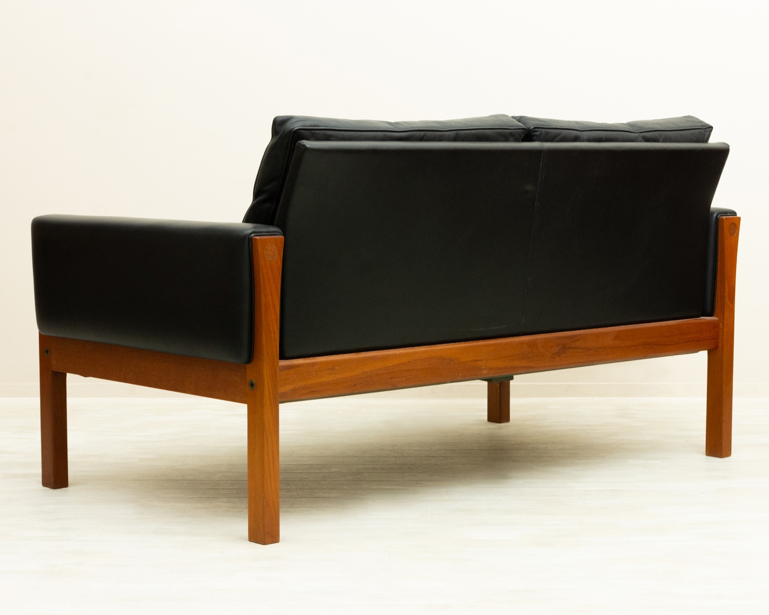AP62 Sofa by Hans J. Wegner(�ϥ󥹡�J���������ʡ�)