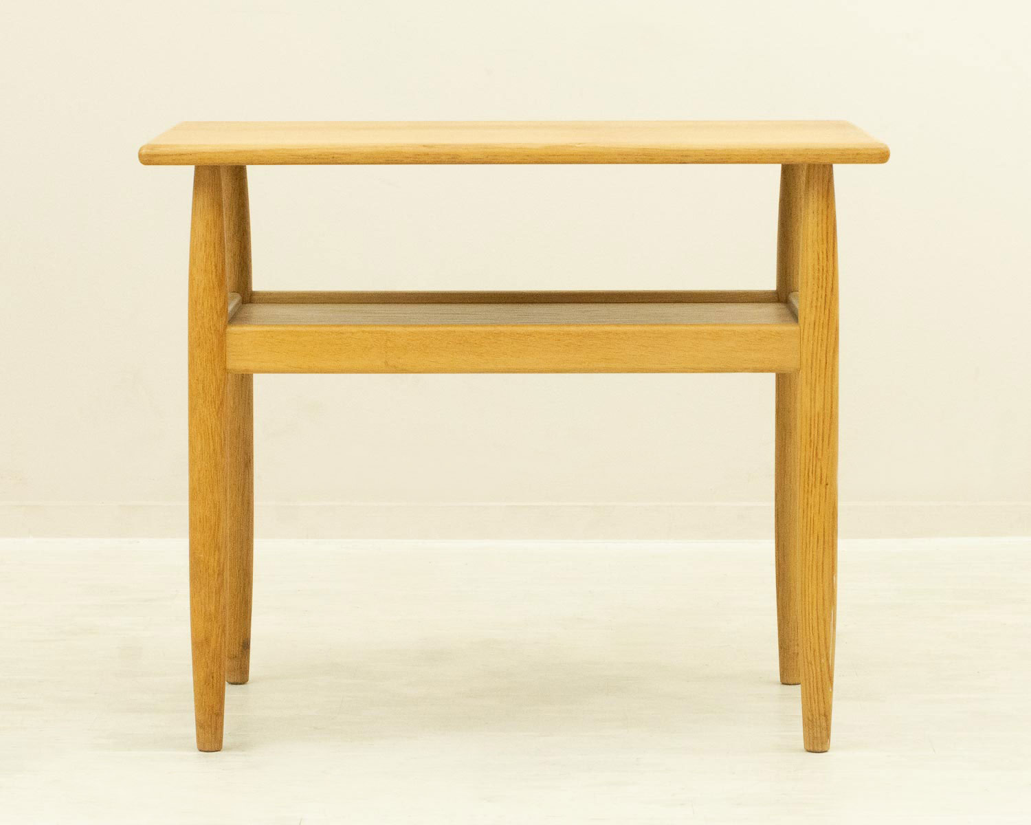 ���⡼��ơ��֥� �̲�������ơ��� �������� �ʥǥ�ޡ������ˡ�Scandinavian Vintage Oak Small Table – Denmark