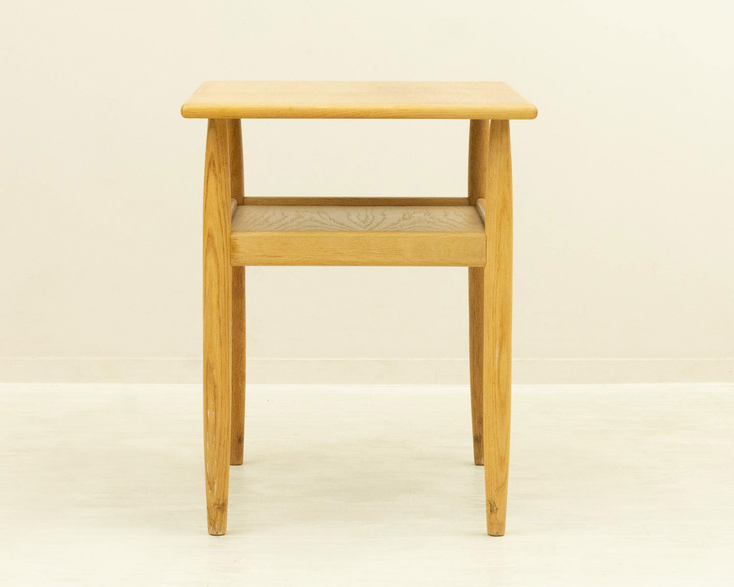 ���⡼��ơ��֥� �̲�������ơ��� �������� �ʥǥ�ޡ������ˡ�Scandinavian Vintage Oak Small Table – Denmark