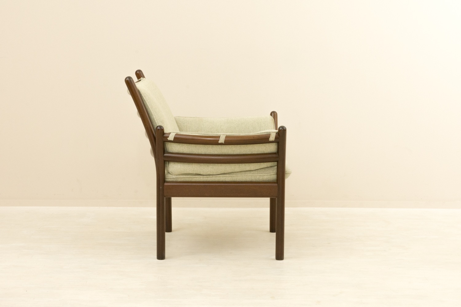 ジーニアスチェア ヴィッケルソ マホガニー 北欧家具 通販 CLOVERSKY