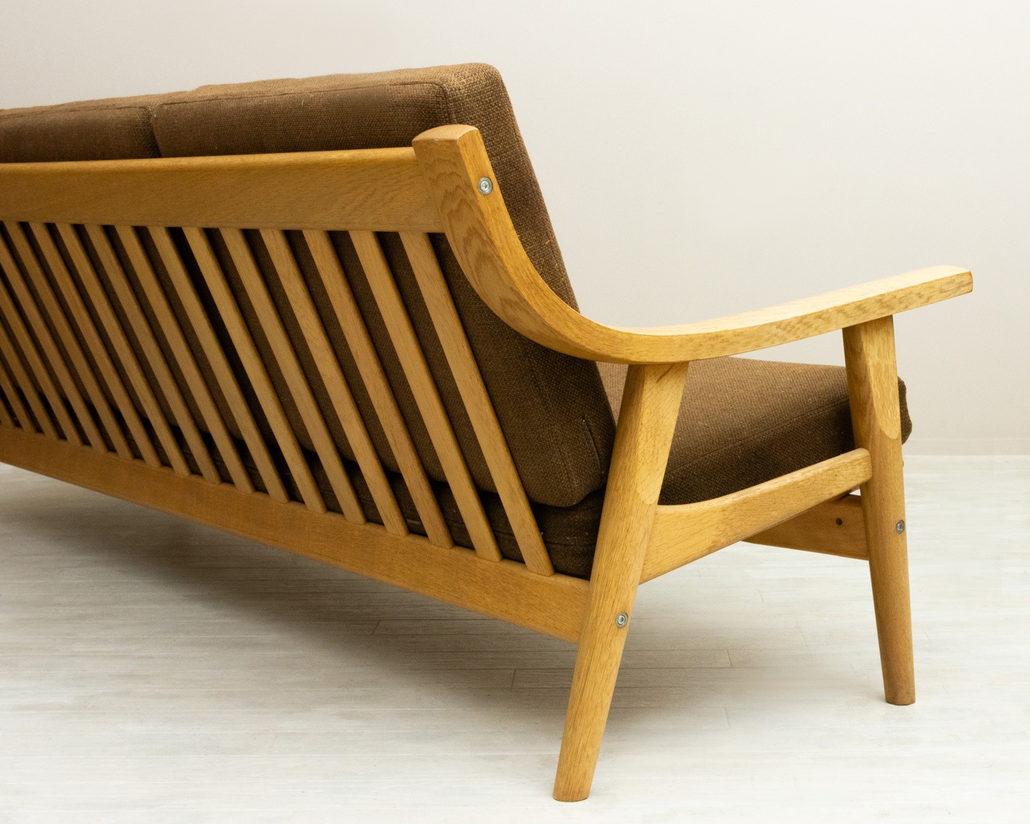 GE530 3seaters Sofa by Hans J Wegner(�ϥ󥹡�J���������ʡ�