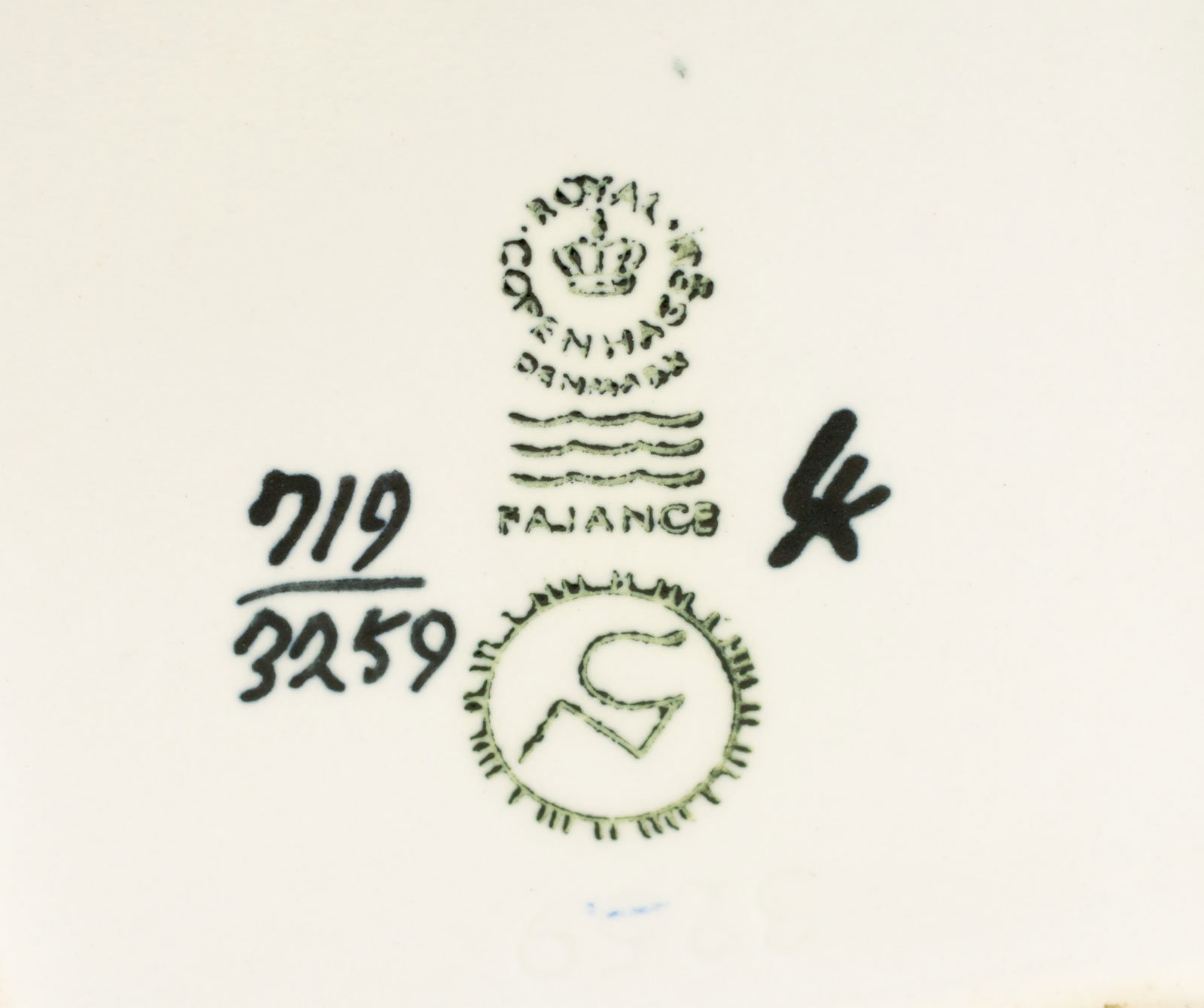 Vase designed by Nils Thorsson