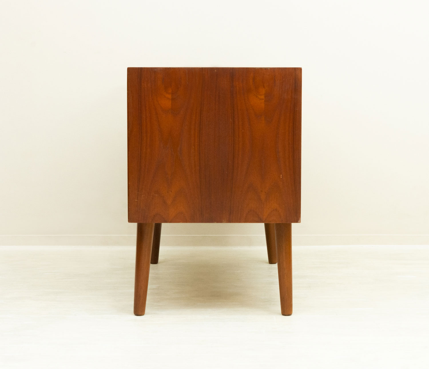 �ǥ�ޡ��� �������� 3�ʥ������ȡ�3-Drawer Teak Chest with Divider from Denmark���̲�������ơ������ݵӡ�����ѥ��ȥ�������