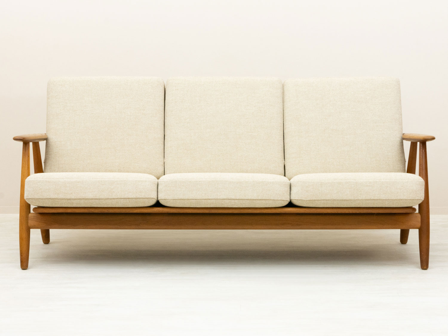 GE240 3seater Sofa by Hans J. Wegner�ʥϥ󥹡�J���������ʡ��ˡ�3�ͳݤ����ե� �������� �̲�������ơ��� �ǥ�ޡ�����