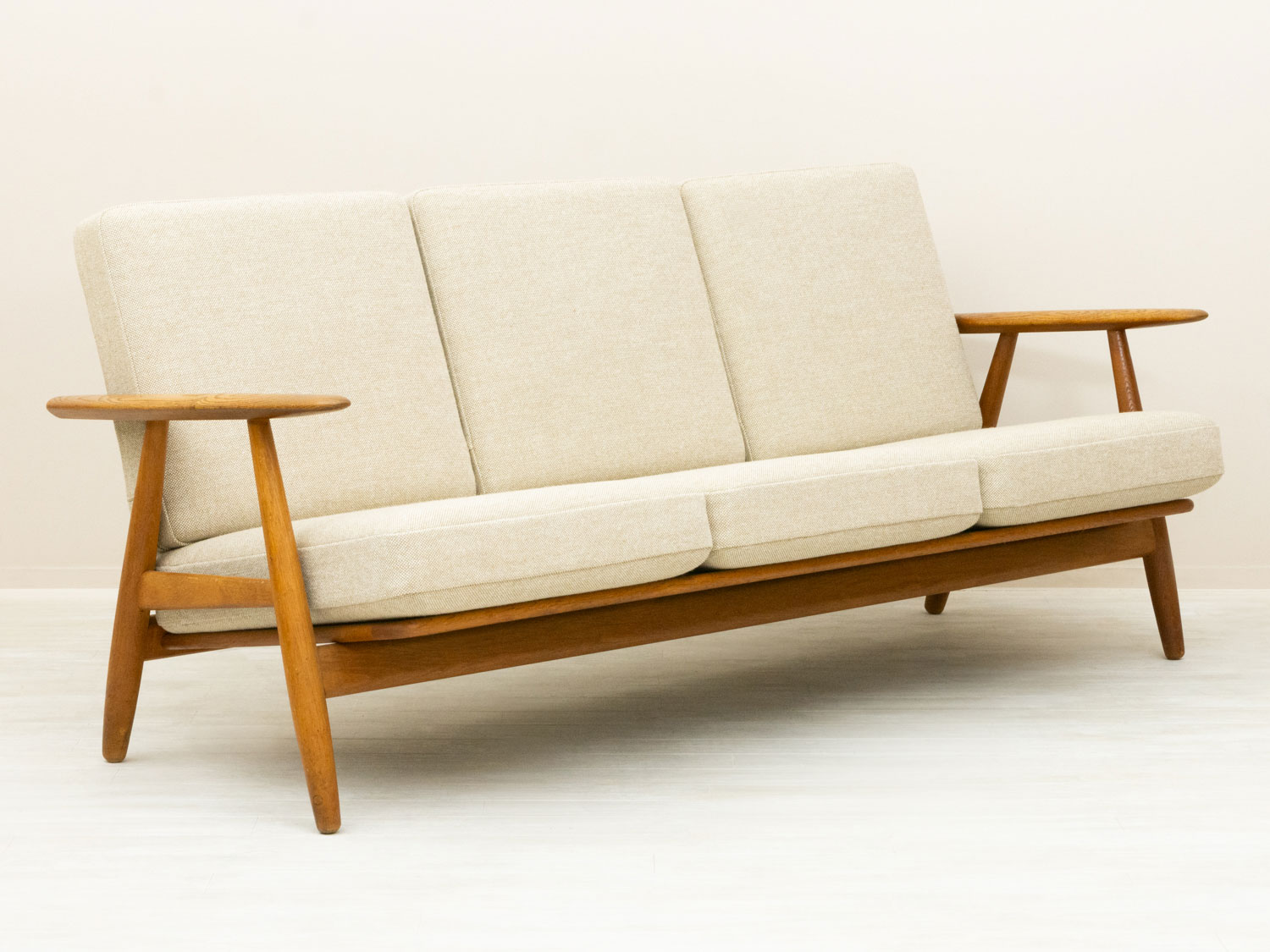 GE240 3seater Sofa by Hans J. Wegner�ʥϥ󥹡�J���������ʡ��ˡ�3�ͳݤ����ե� �������� �̲�������ơ��� �ǥ�ޡ�����