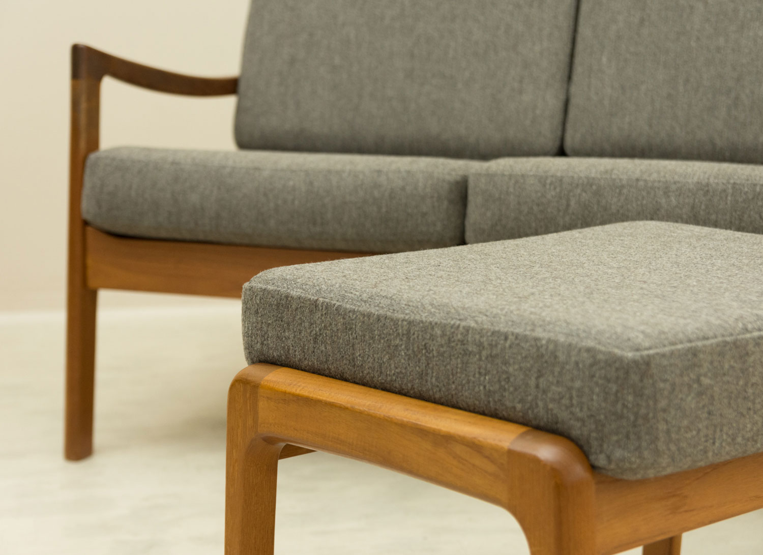 169 3seaters Sofa チーク by Ole Wansher 北欧家具 通販 CLOVERSKY