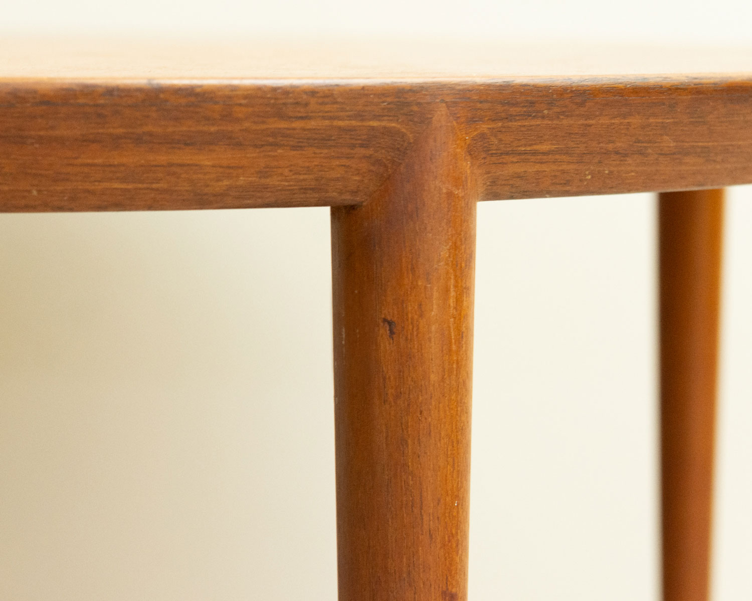 Severin Hansen Jr(���֥�󡦥ϥ󥻥�) Teak Round Coffee Table �̲�������ơ����ơ��֥� | �����ҡ��ơ��֥롦��������