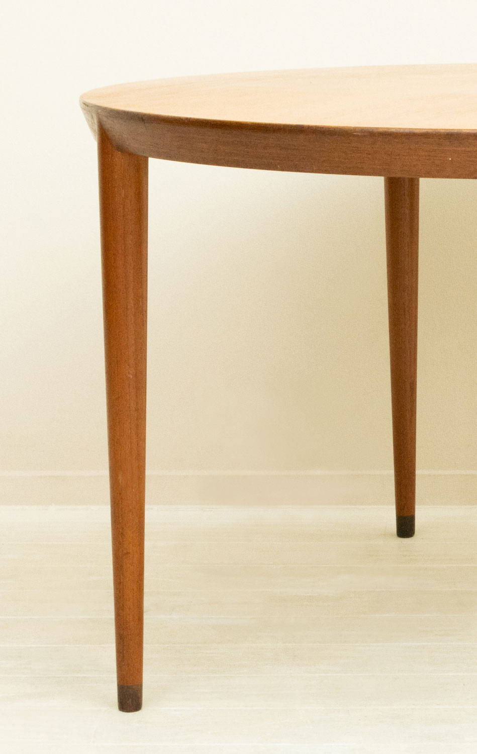 Severin Hansen Jr(���֥�󡦥ϥ󥻥�) Teak Round Coffee Table �̲�������ơ����ơ��֥� | �����ҡ��ơ��֥롦��������