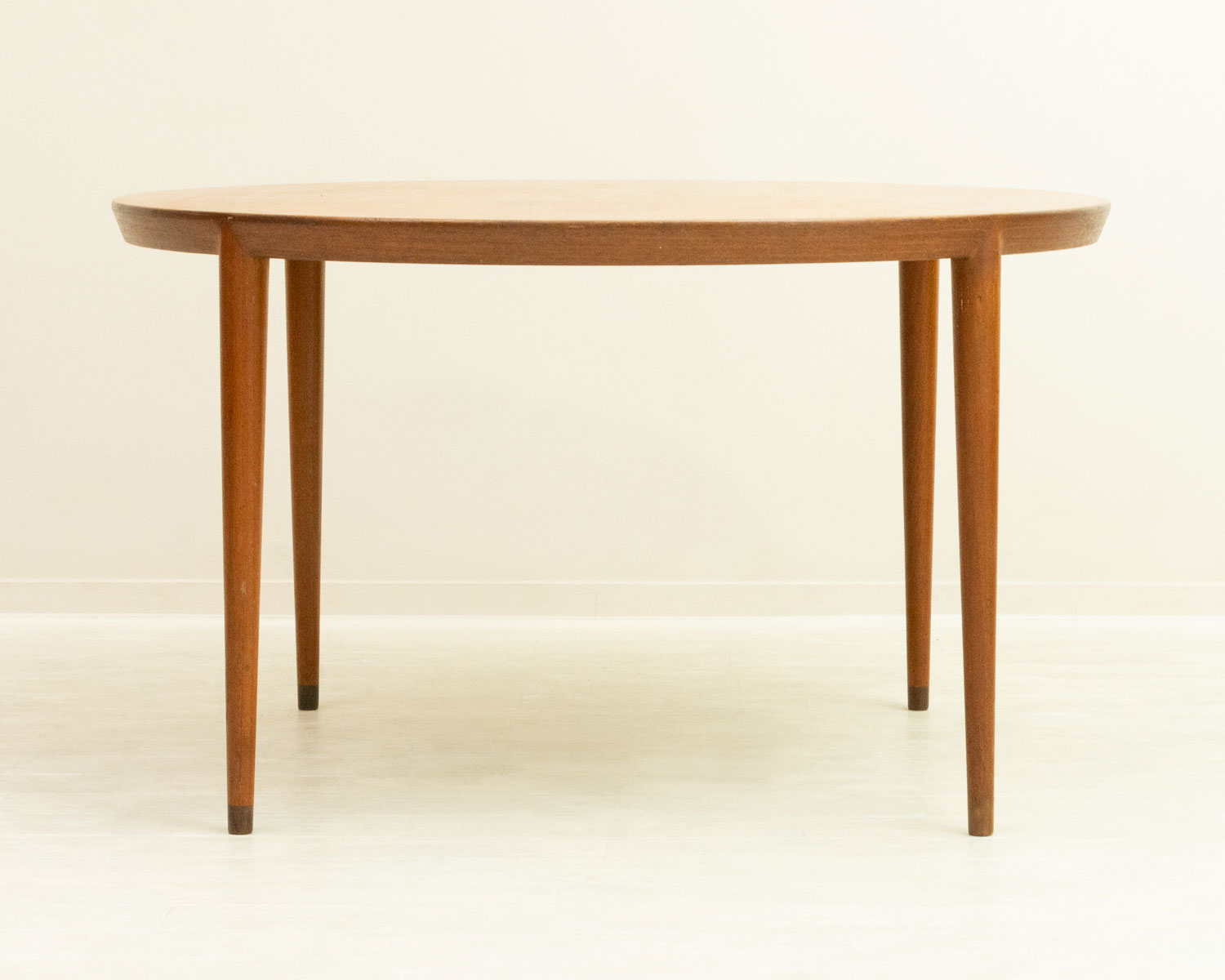 Severin Hansen Jr(���֥�󡦥ϥ󥻥�) Teak Round Coffee Table �̲�������ơ����ơ��֥� | �����ҡ��ơ��֥롦��������