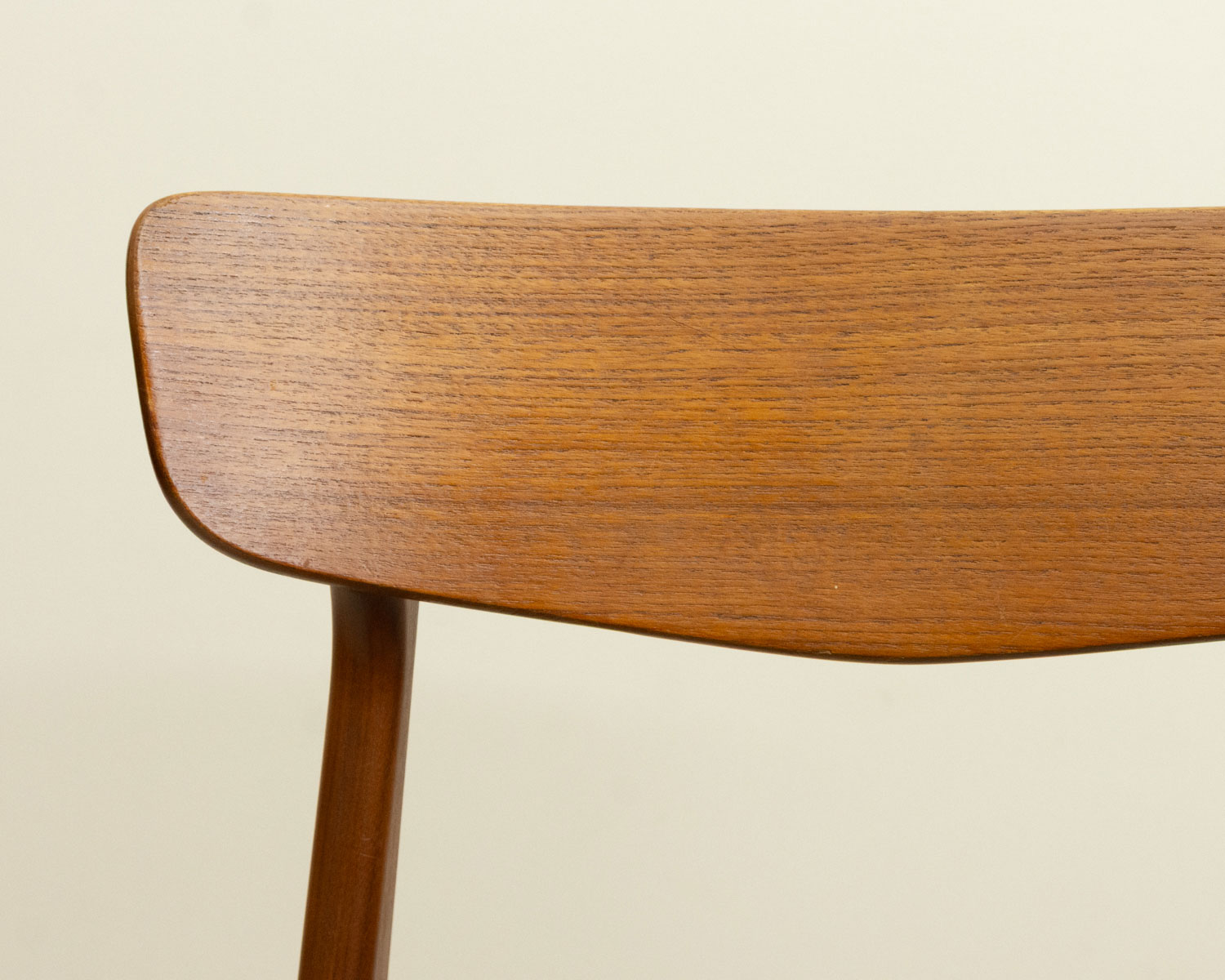 ��2�ӥ��åȡۥ����˥󥰥����� �̲�������ơ��� �������� �ʥǥ�ޡ����ˡ�Scandinavian Vintage Teak Dining Chairs