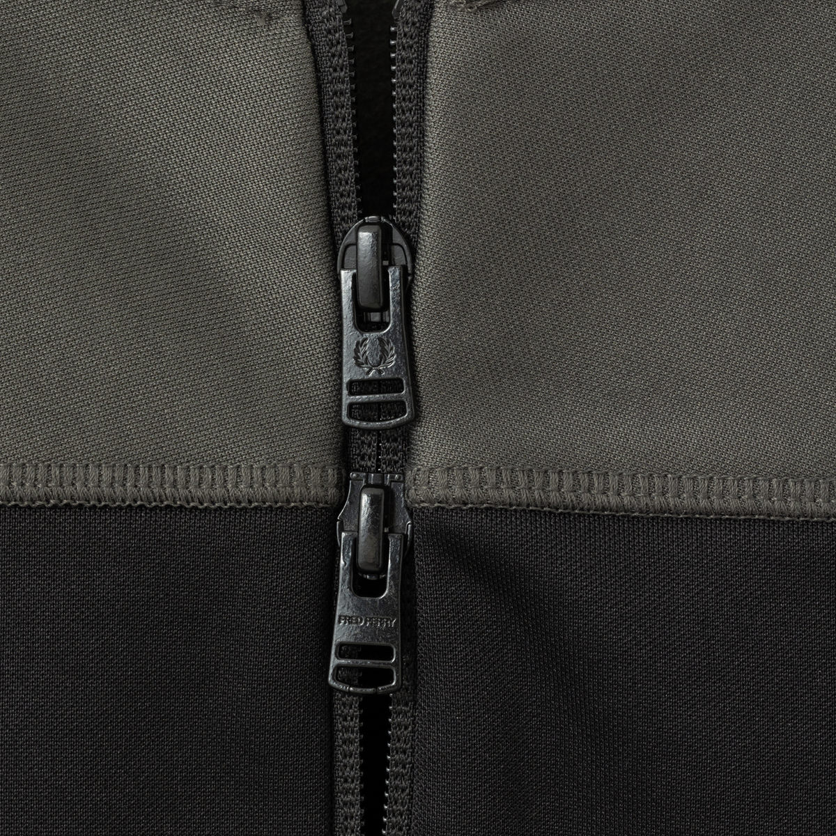 Fred Perry �ե�åɥڥ꡼ �ȥ�å����㥱�å� ���㡼�� ���顼�֥��å� ���åץ��롼 ��˥��å��� �ե�����ɥ��꡼�� ��������Ź 